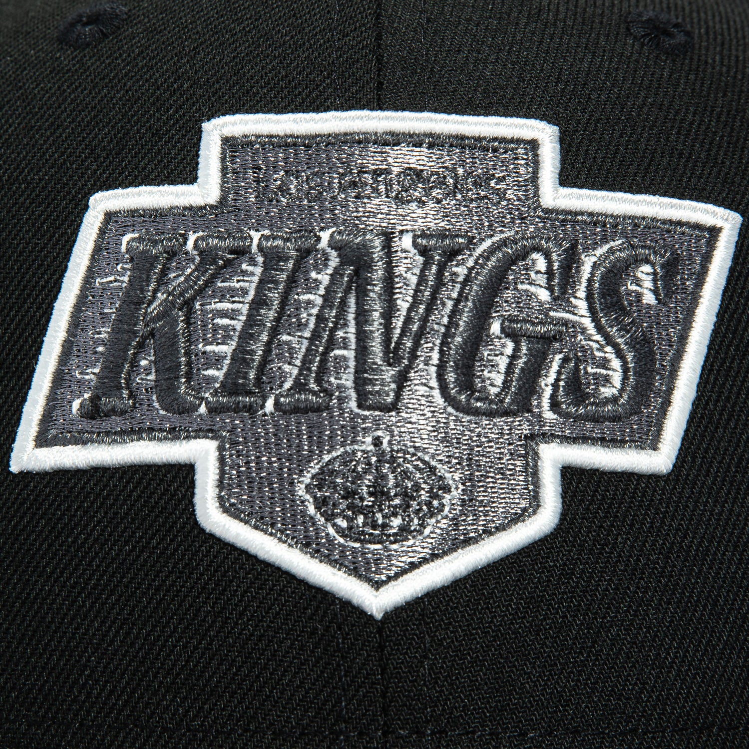 New Era 59Fifty Surveillance Pack Los Angeles Kings Snapback Hat - Black Camo Adjustable Baseball Cap for Men & Women | NHL Fan Gear, Streetwear Fashion, Sports Game Day Accessory