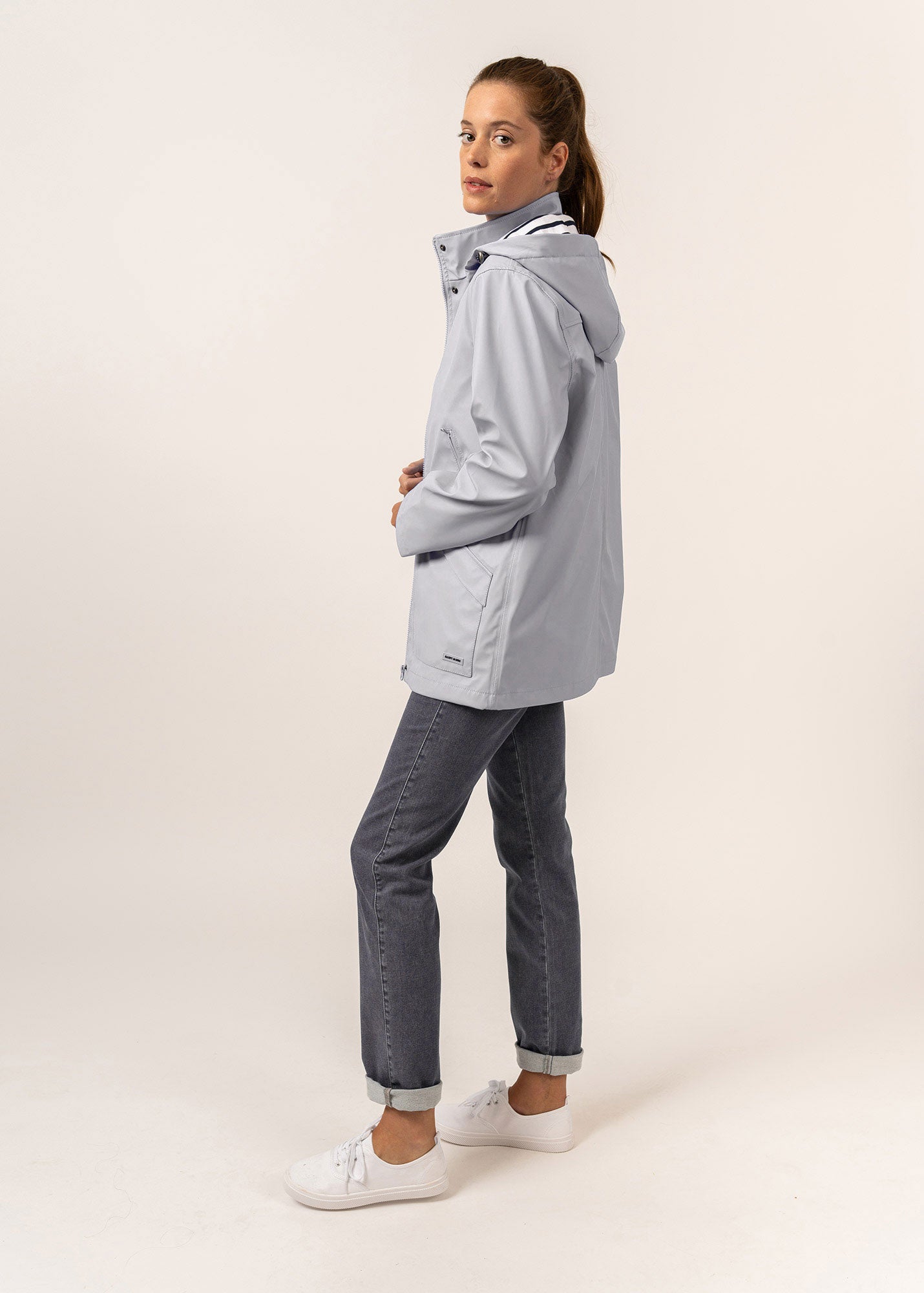 ST MORGANE Waterproof Raincoat with Hood for Men & Women - Lightweight Windproof Outdoor Jacket (Gray) - Perfect for Hiking, Camping & Daily Commute