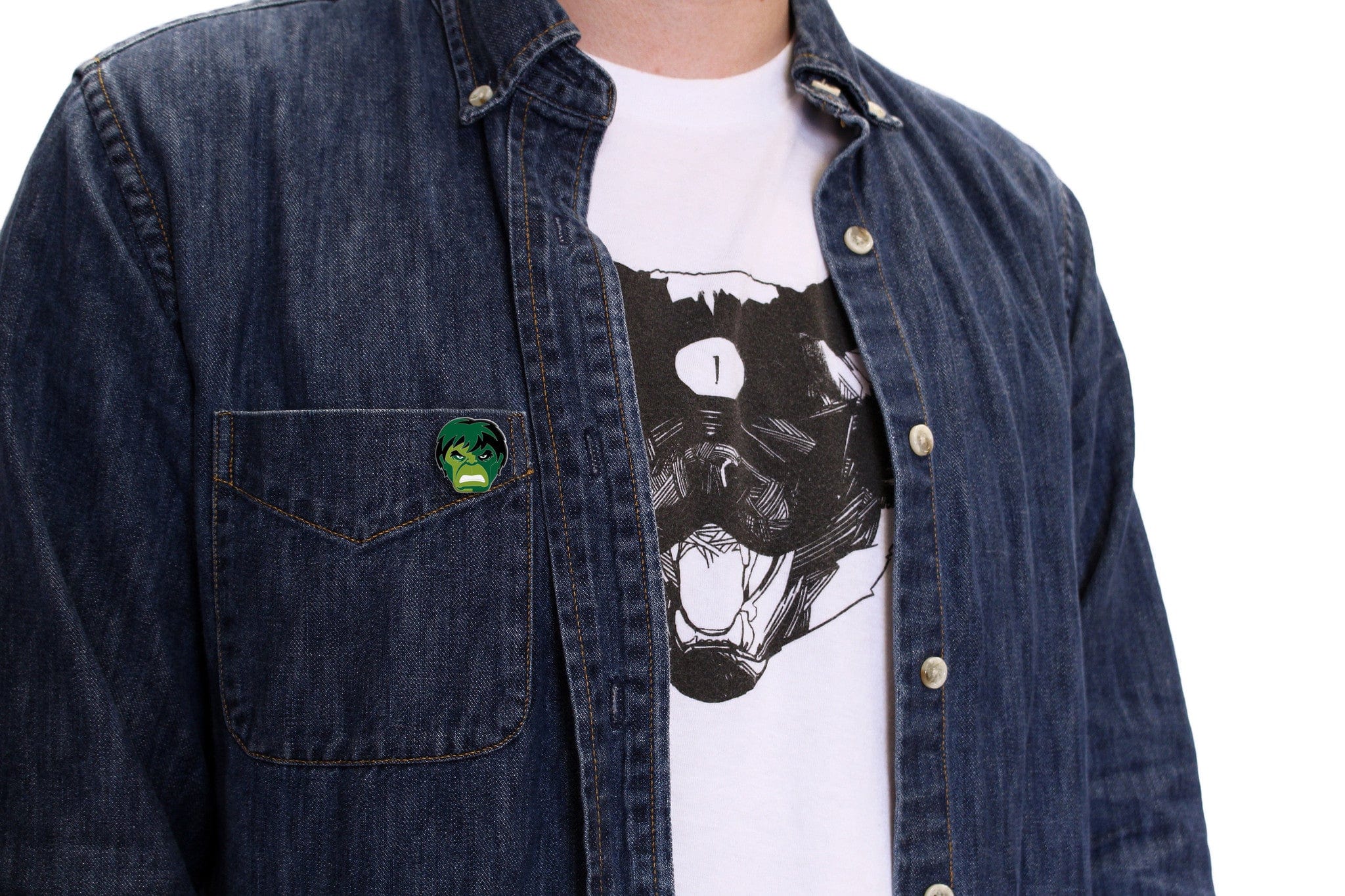 Marvel Incredible Hulk Enamel Pin - Collectible Superhero Badge for Backpacks, Jackets & Gifts - Perfect for Comic Fans & Cosplay Accessories