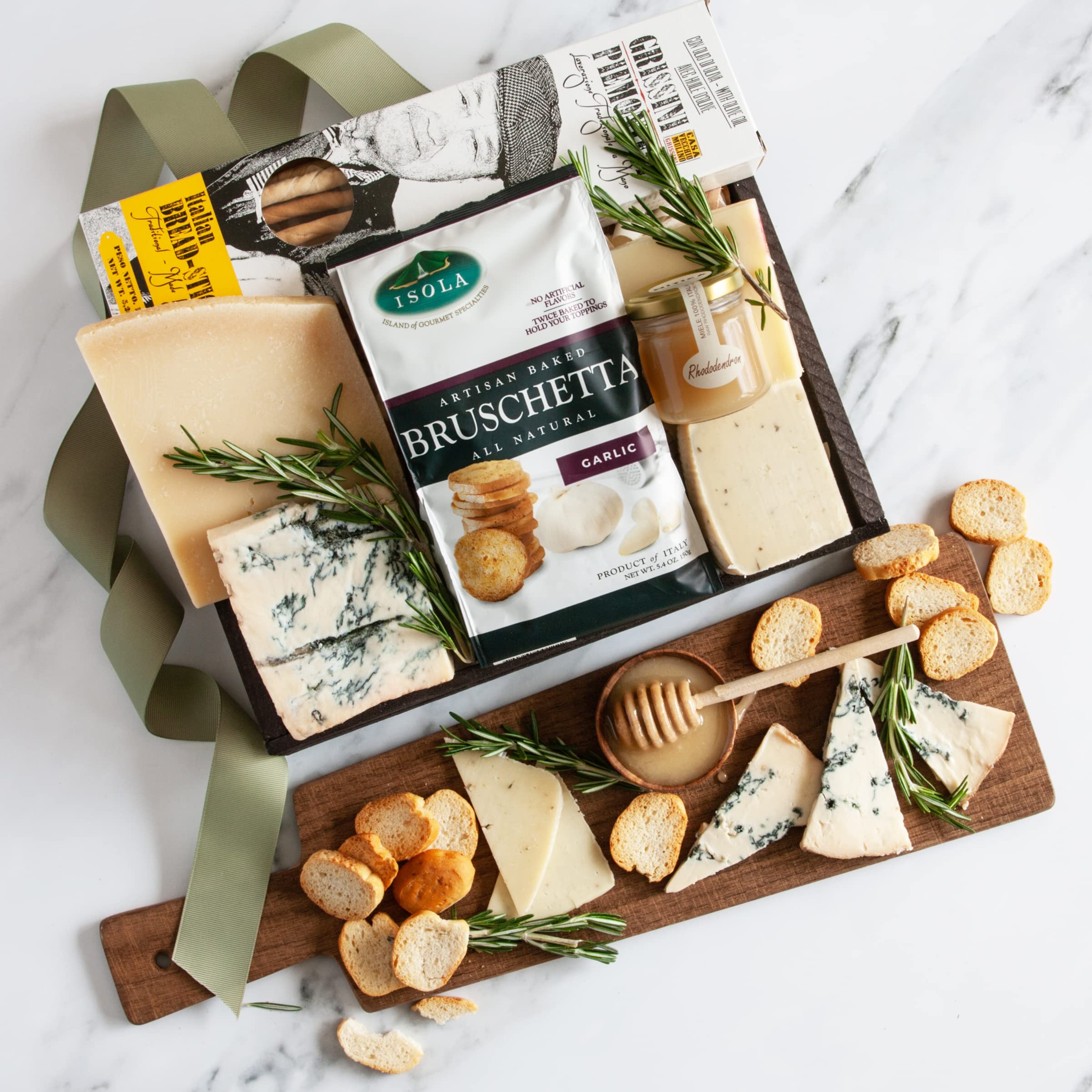 Authentic Italian Countryside Cheese Gift Tray - Premium Artisanal Cheeses from Italy - Perfect for Holiday Gifts, Gourmet Platters & Wine Pairings