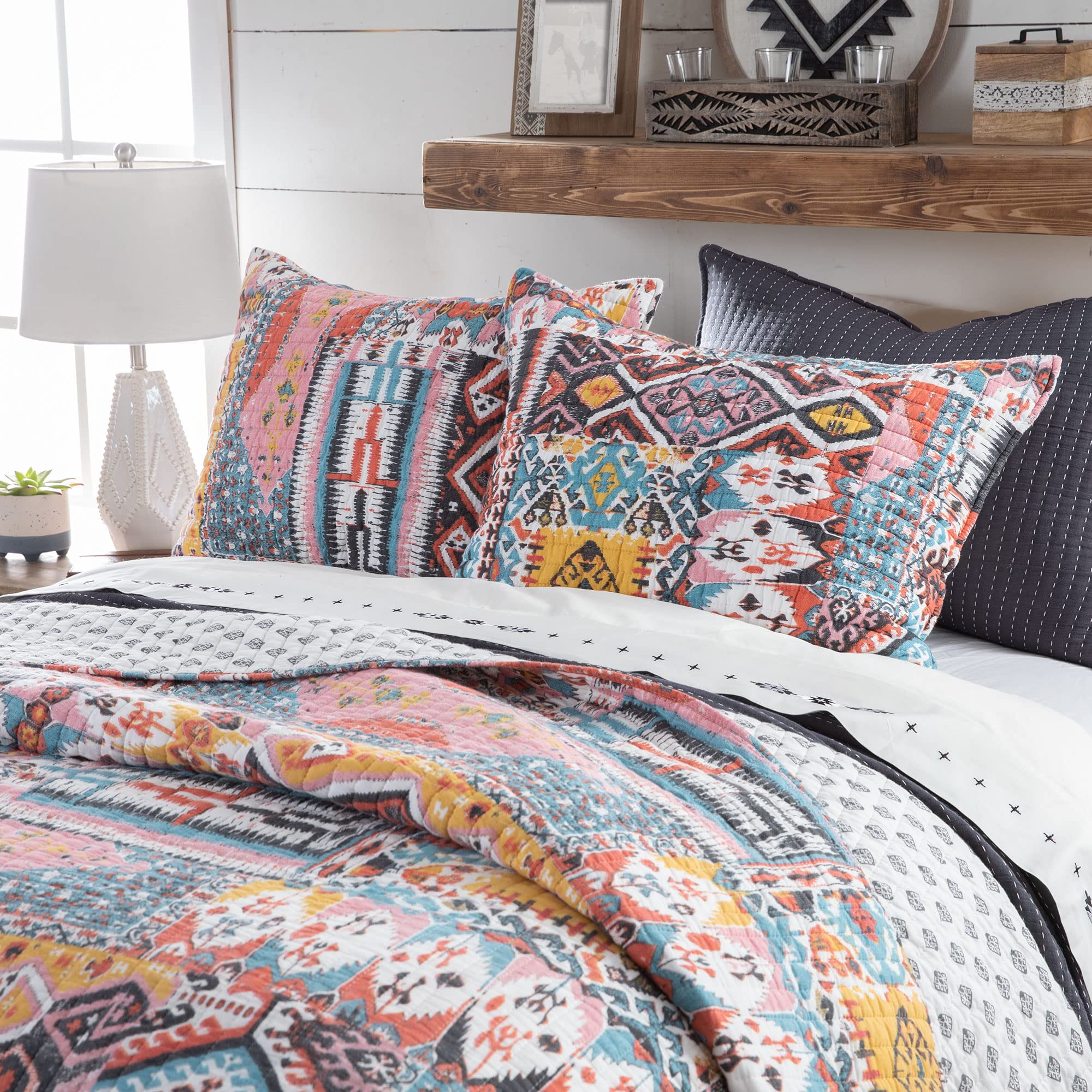 Rod's Southwest Patchwork Quilt - Blue Gold Red Pink Grey - King Size (106x92 inches) - 100% Cotton Reversible Bedspread - Perfect for Rustic, Bohemian & Farmhouse Bedroom Decor