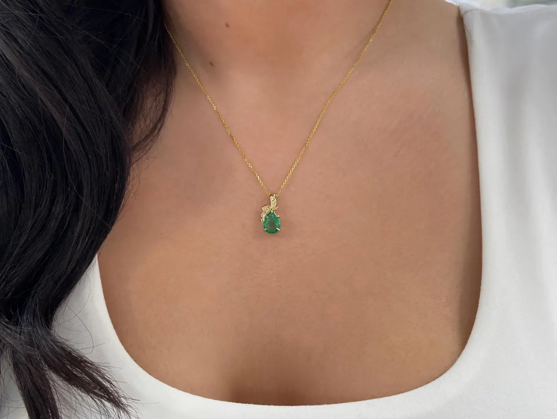 1.25 Carat Natural Pear Cut Emerald Floral Pendant Necklace for Women - Elegant Jewelry Gift for Brides, Anniversary & Special Occasions