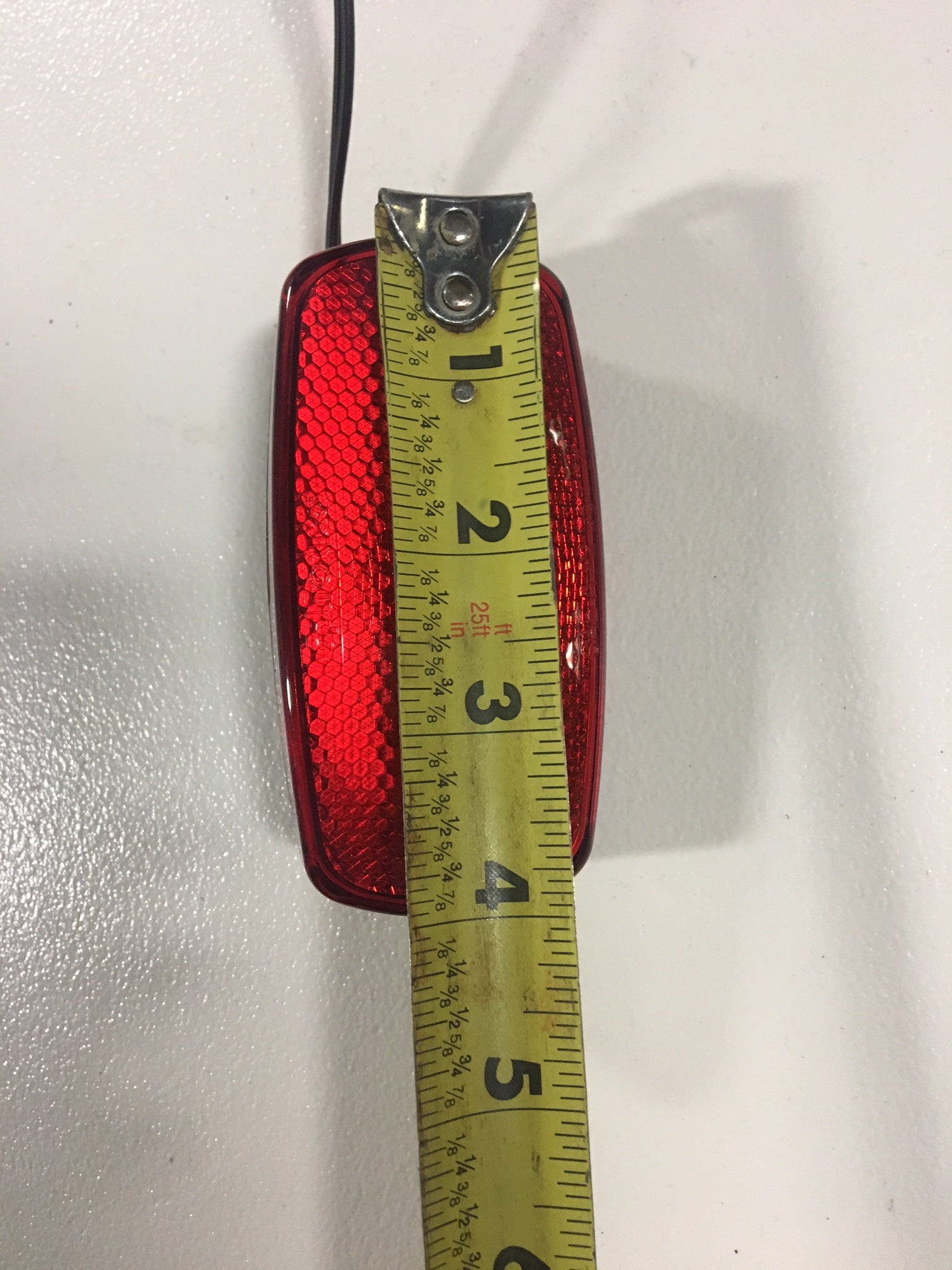 Oval Red Light with Black Base - MC32RBB - Perfect for Home, Office, and Commercial Spaces