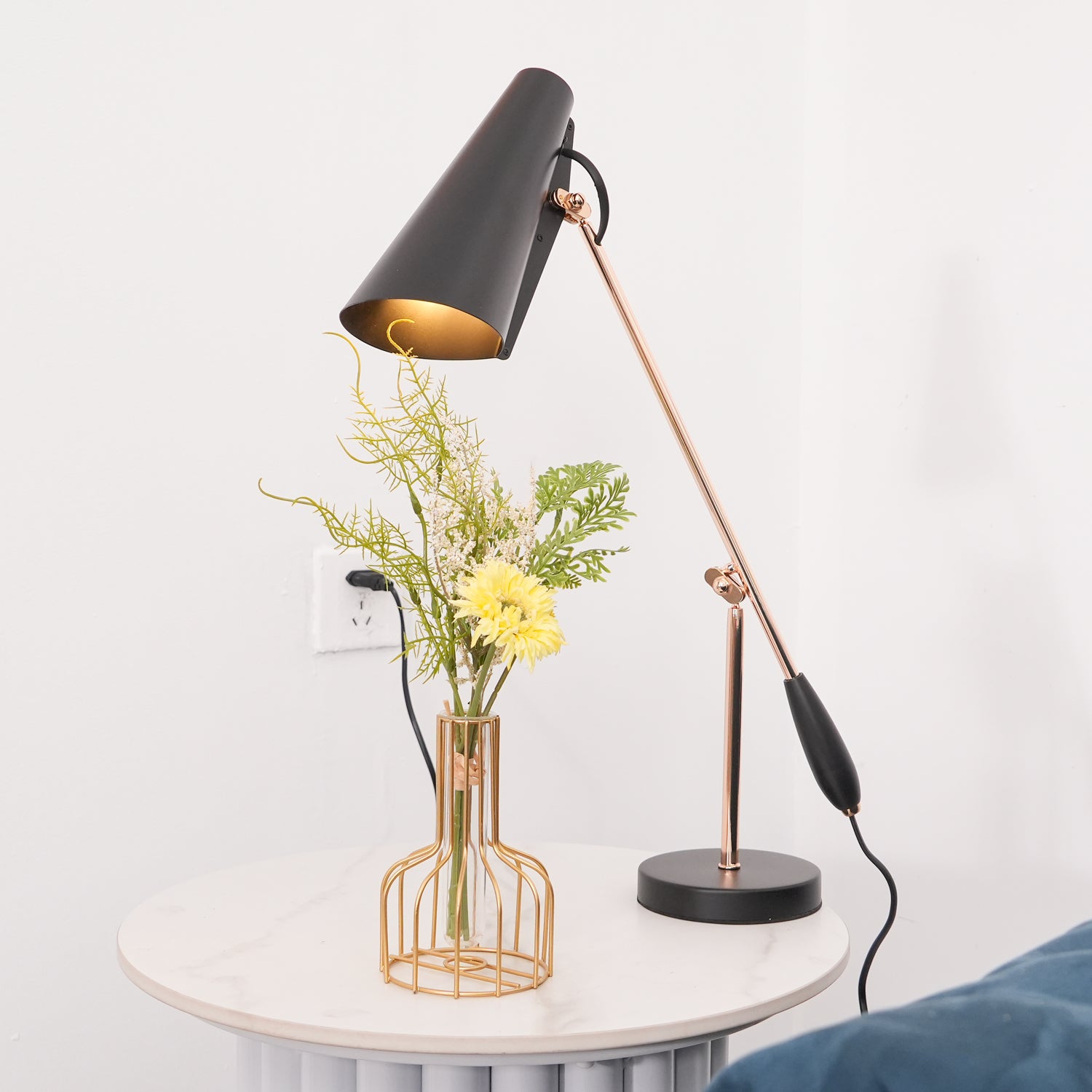 Modern Birdy Table Lamp - Adjustable LED Desk Light for Home Office, Bedroom & Study - Perfect for Reading, Working & Decor