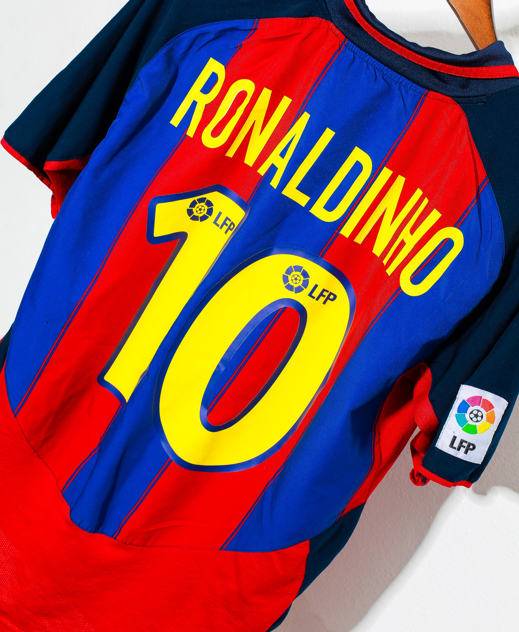 Authentic 2003 FC Barcelona Home Jersey #10 Ronaldinho (Medium) - Perfect for Soccer Fans, Collectors, and Match Day Outfits