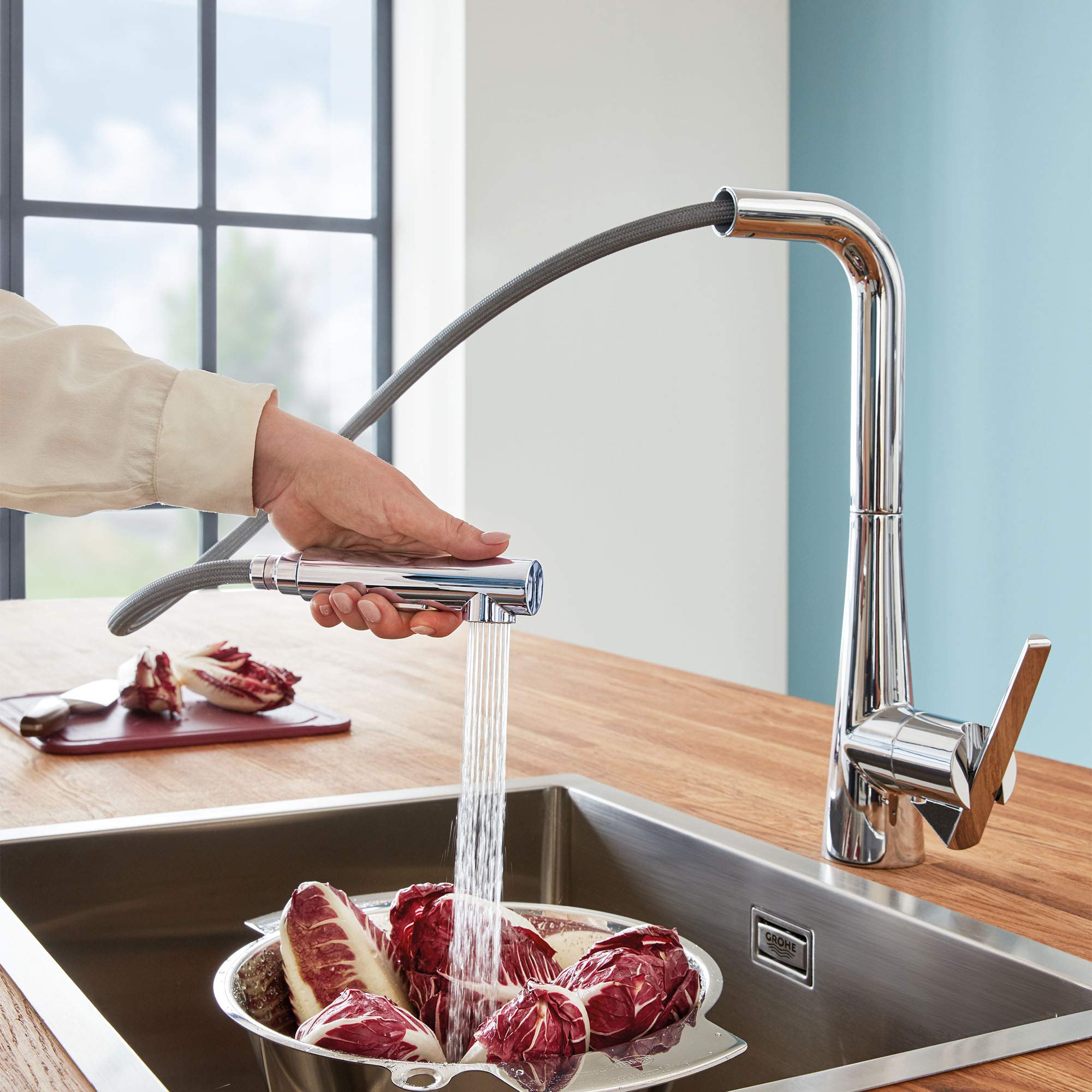 GROHE 33893002 Zedra Pull-Out Kitchen Faucet in Chrome Finish - Modern Design for Easy Dishwashing & Food Prep | Perfect for Home Kitchens & Restaurants