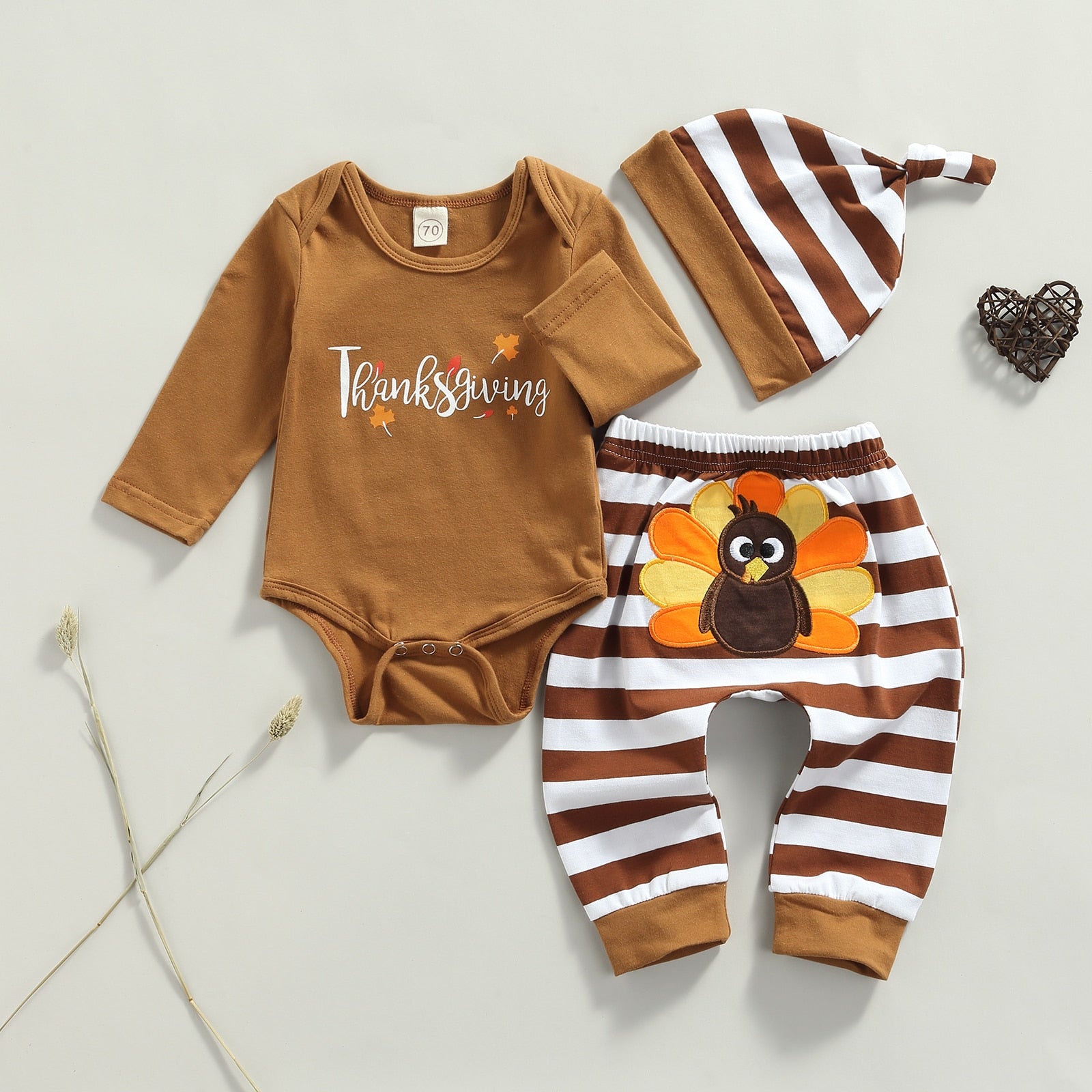 Thanksgiving Romper Set for Women - Cute & Comfortable Outfit for Holiday Parties & Family Gatherings