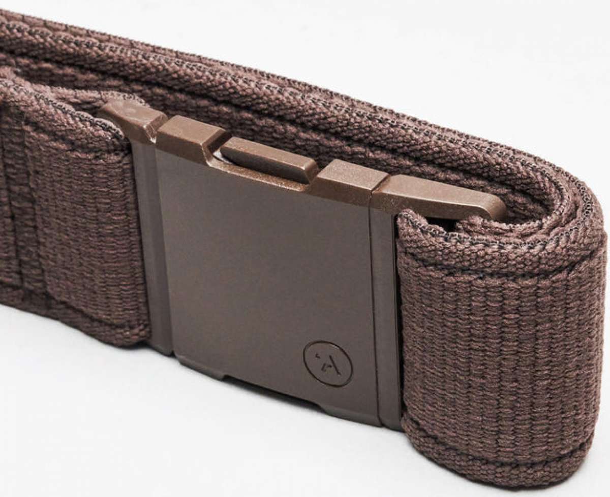 Arcade Belts Atlas Stretch Belt for Men & Women - Adjustable No-Hole Webbing Belt (2022-2023) - Perfect for Hiking, Travel & Everyday Wear