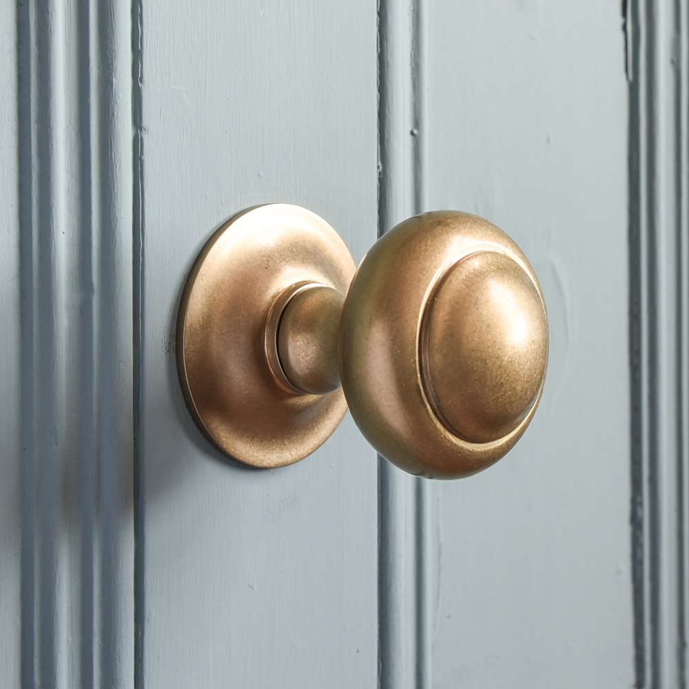 Vintage 3 Inch Round Brass Door Pull - Classic Cabinet & Drawer Handle for Home Decor & Furniture Upgrade