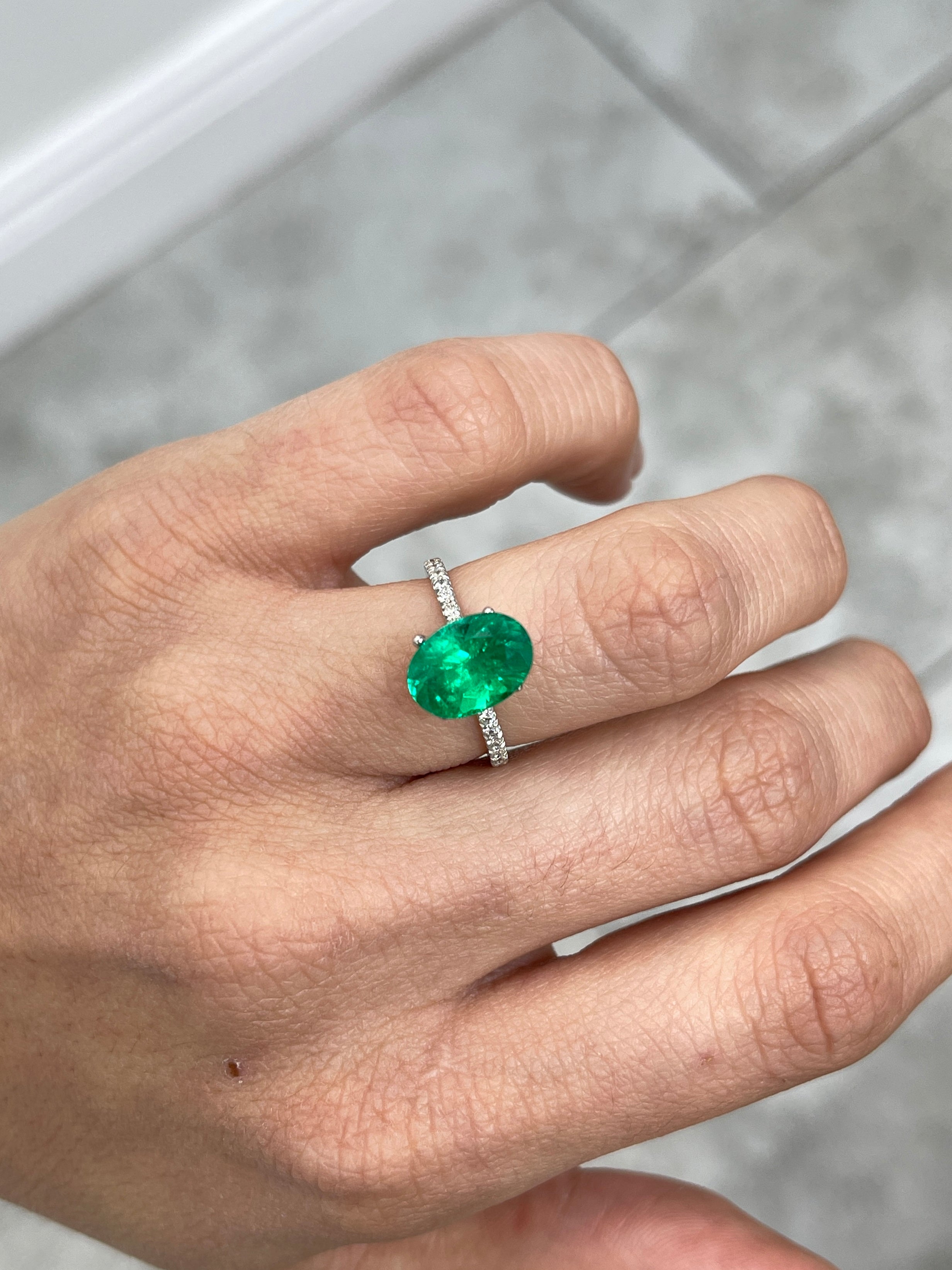 3.24 Carat AAA+ Vivid Yellowish Green Oval Colombian Emerald - 11.4x8mm Natural Loose Gemstone for Jewelry Making, Engagement Rings & Luxury Gifts