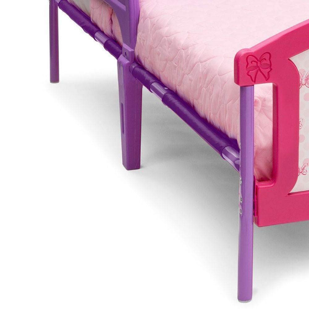 Delta Children Disney Minnie Mouse Plastic 3D-Footboard Twin Bed - Kids Room Decor, Toddler Bedroom Furniture for Girls, Perfect for Daycare & Sleepovers