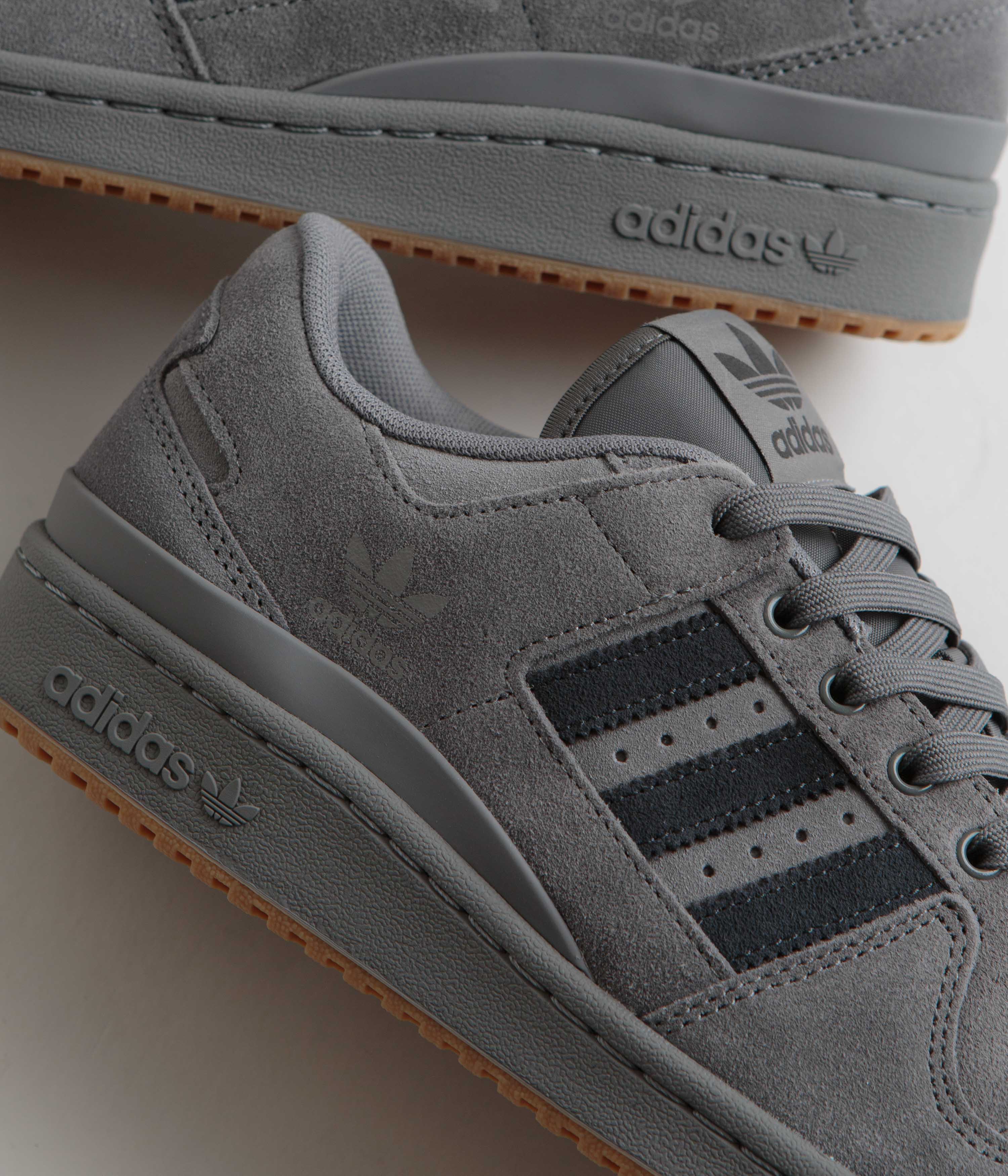 Adidas Forum 84 Low ADV Sneakers - Grey Four/Carbon/Grey Three - Men's Casual Shoes for Streetwear & Urban Fashion
