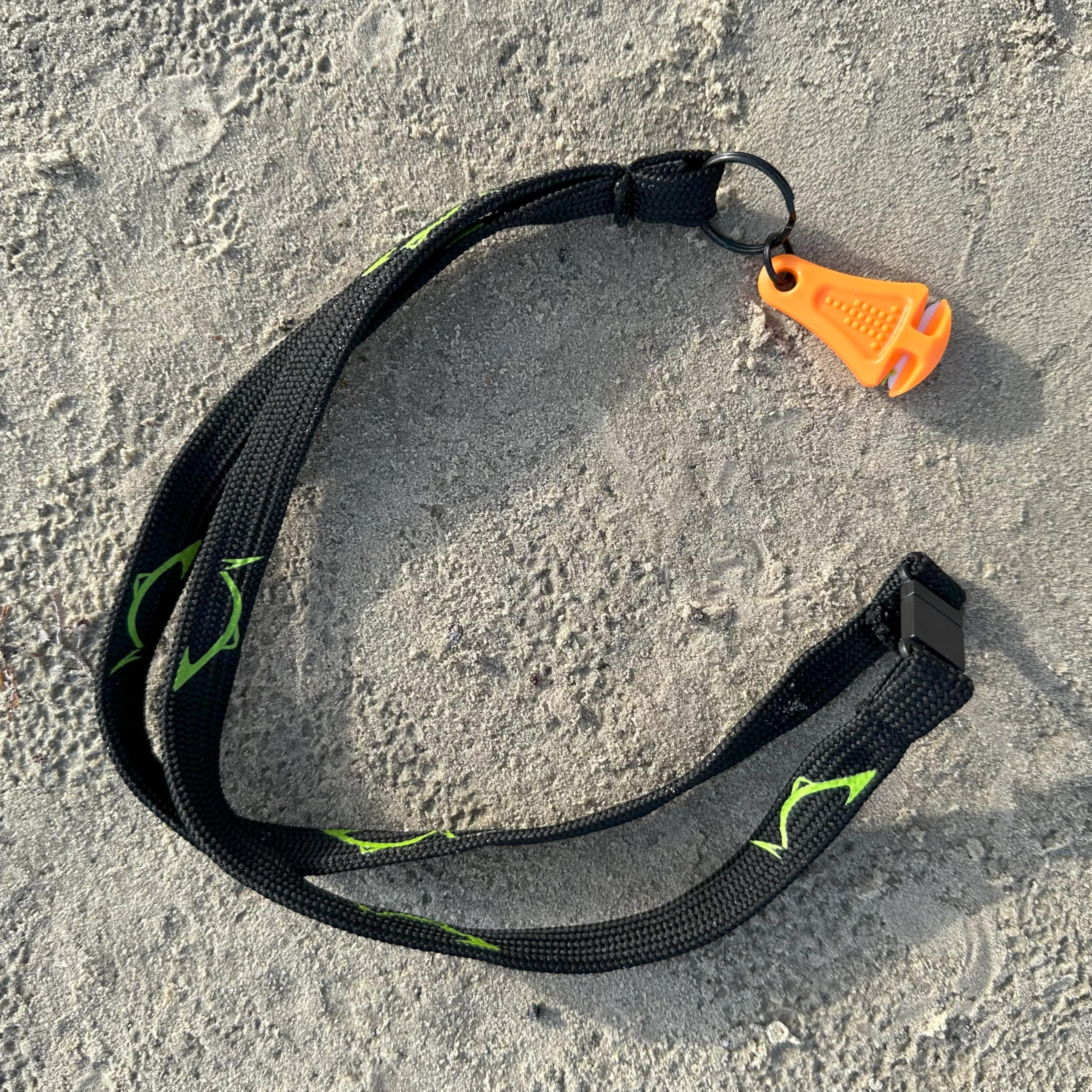 LINE CUTTERZ Patented Ceramic Blade Zipper Pull Quick Braided Fishing Line Cutter - Premium Fishing Accessory for Saltwater & Freshwater - Perfect for Boating, Kayaking & Shore Fishing