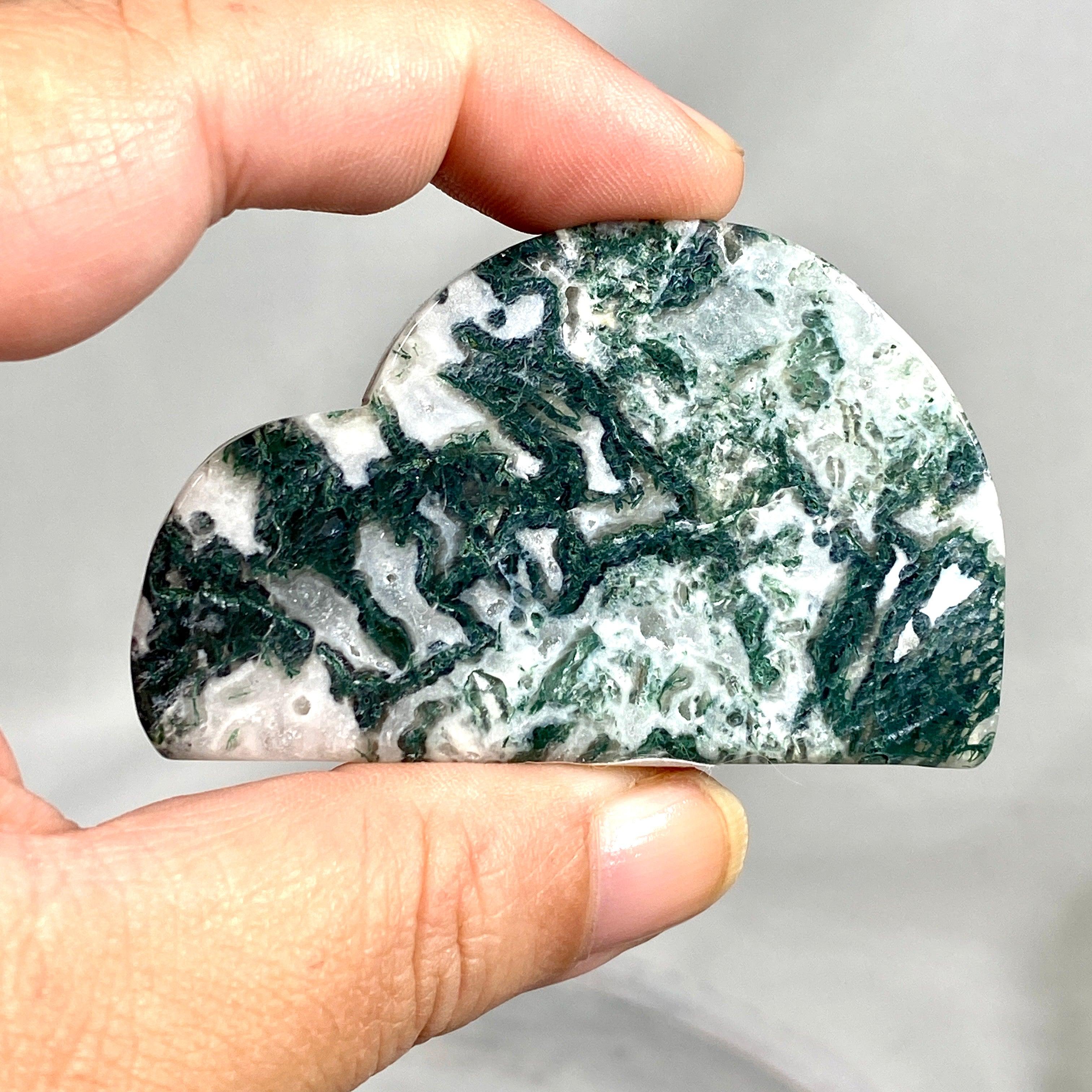 Natural Moss Agate Cloud Pendant Necklace - Healing Crystal Jewelry for Women - Perfect for Meditation, Yoga & Spiritual Gifts