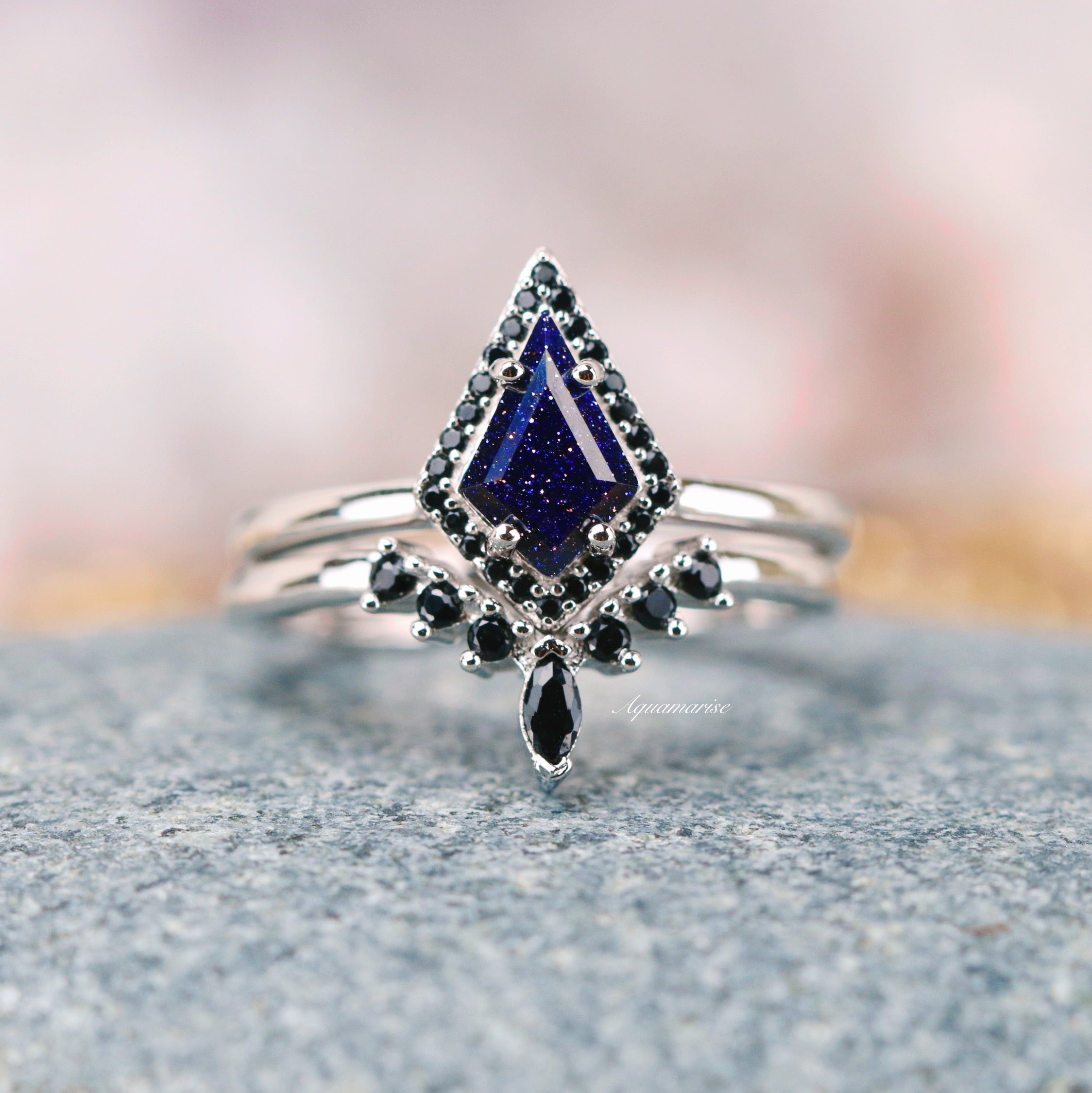 Starry Night Couples Ring - Matching His & Hers Wedding Bands, Romantic Celestial Inspired Jewelry for Anniversaries, Engagements & Date Nights