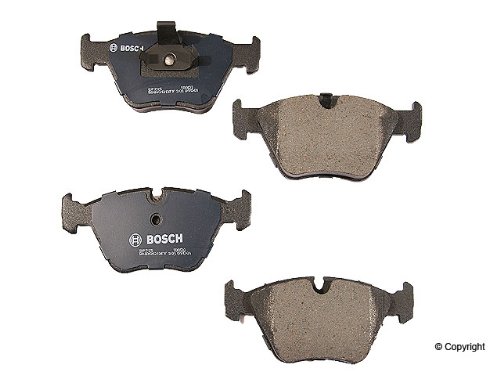 Bosch BP725 Disc Brake Pads - Premium Ceramic Brake Pads for Smooth & Quiet Performance | Fits Select Vehicles | Perfect for City Driving & Highway Commuting