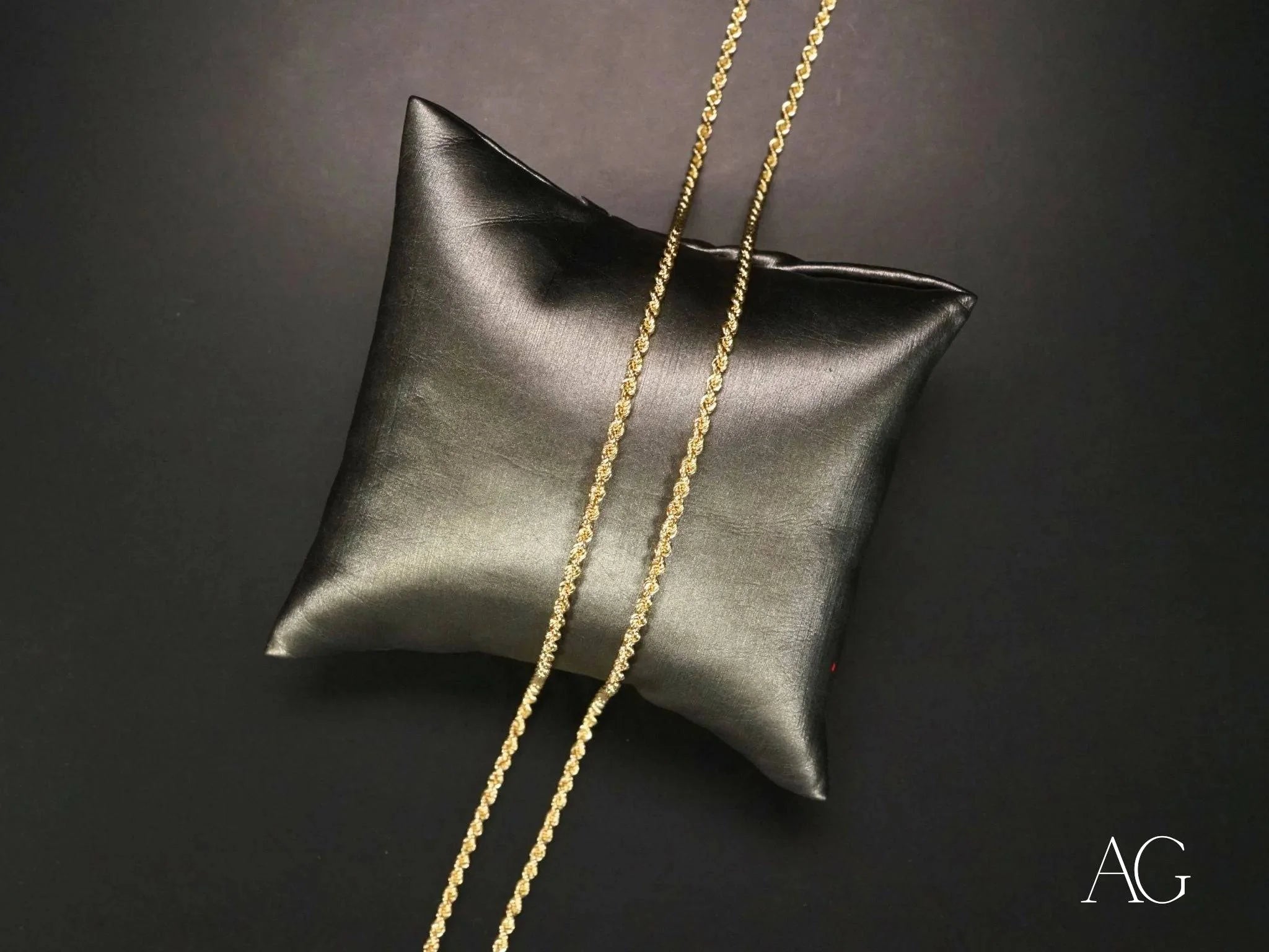 14K Gold Rope Chain Necklace for Women - Secure Barrel Lock Clasp - Elegant Layering Piece for Everyday Wear & Special Occasions