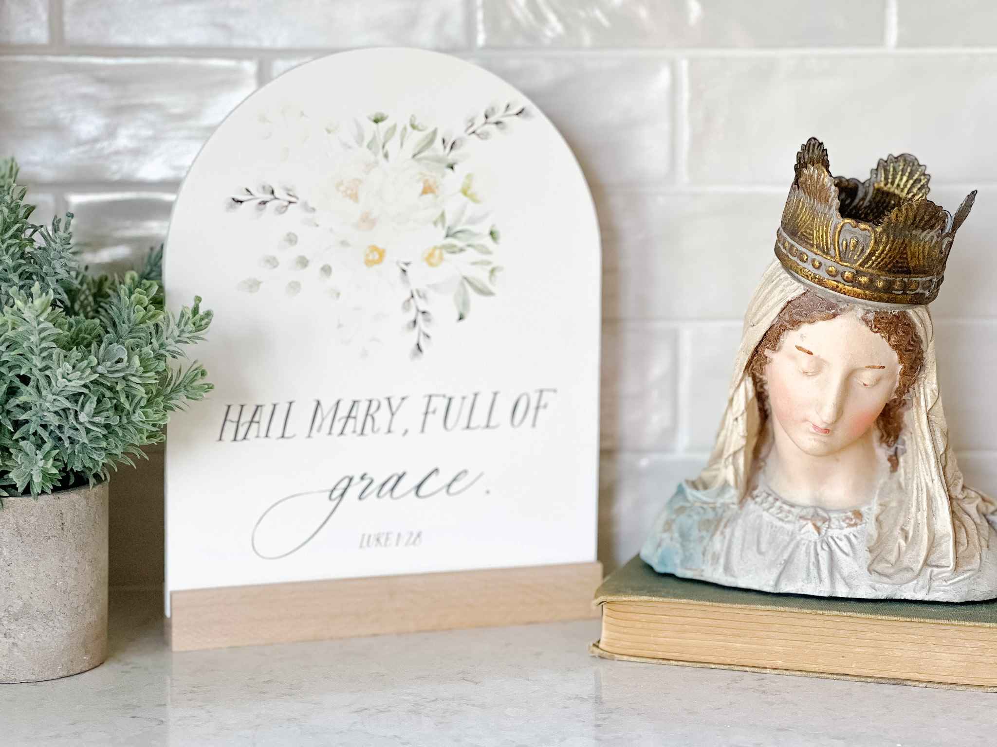 Hail Mary Gift Set - Religious Catholic Prayer Box Set - Perfect for Baptism, First Communion, Confirmation & Spiritual Gifts