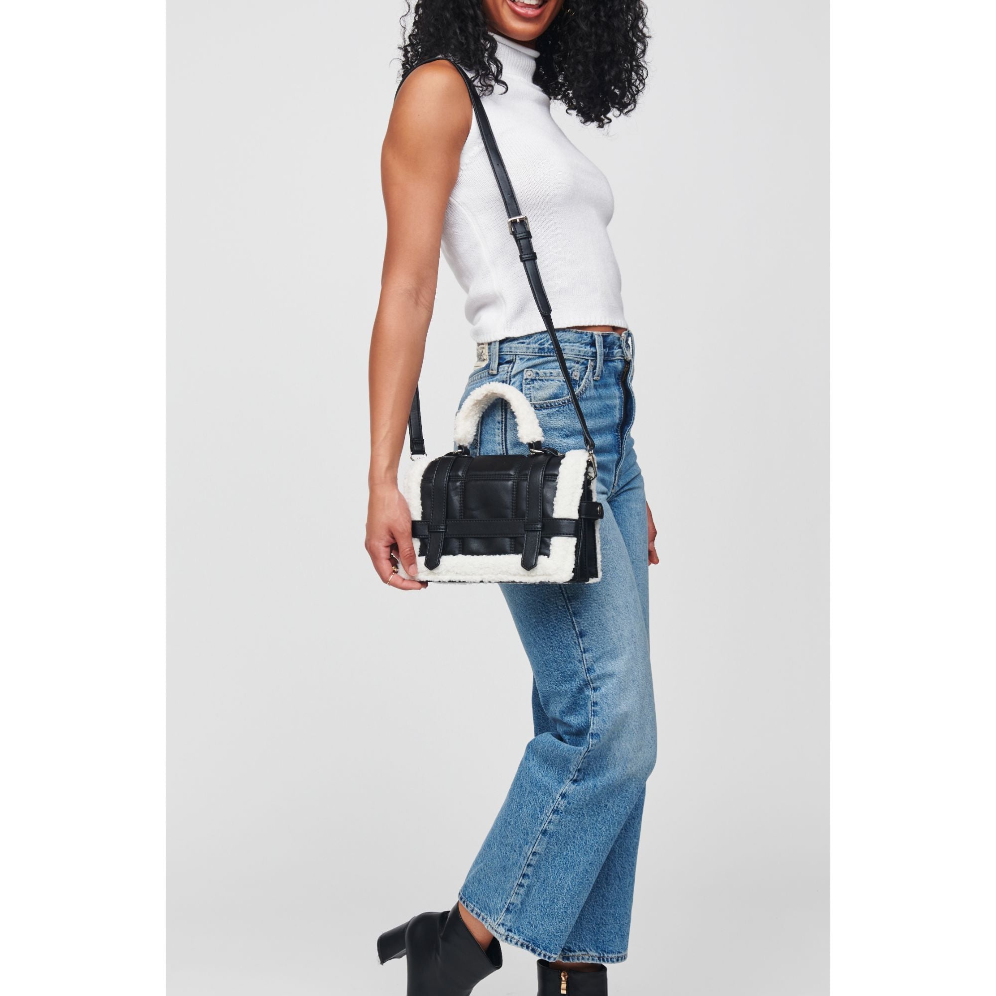 Luzien Crossbody Bag for Women - Stylish & Lightweight Shoulder Purse - Perfect for Travel, Shopping & Everyday Use