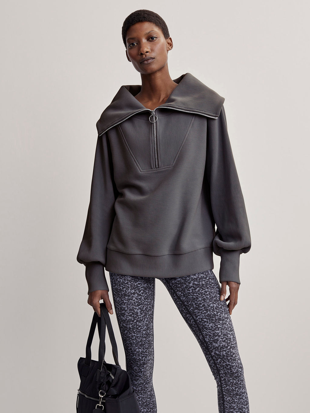 Varley Vine Half Zip Pullover - Deep Charcoal Women's Fleece Jacket for Outdoor Hiking & Casual Wear