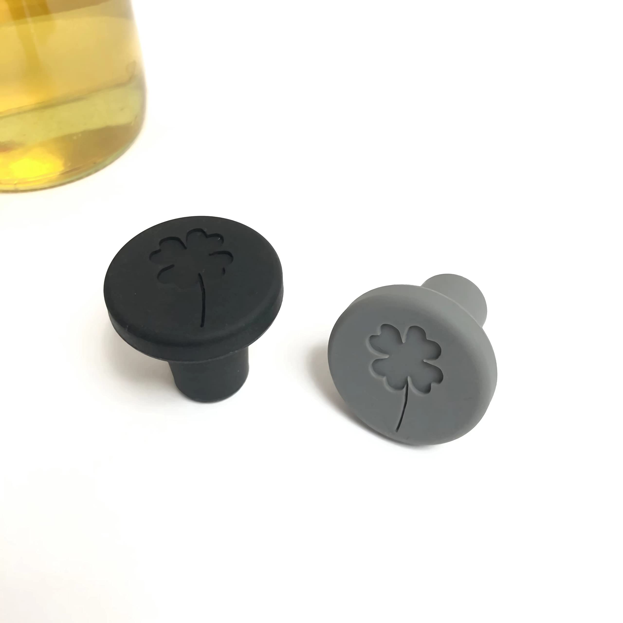 JCSMARTEC 4-Pack Lucky Clover Silicone Wine Stoppers - Airtight Bottle Sealer for Wine, Beer & Champagne - Keep Beverages Fresh Longer - Perfect for Parties, Picnics & Home Bars