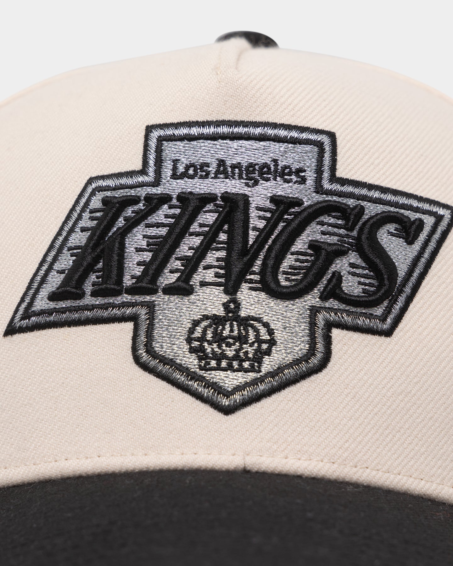 47 Brand Los Angeles Kings 'LA Kings vs Arizona Coyotes' 47 MVP DT Snapback Hat - Adjustable Natural/Black Baseball Cap for NHL Fans, Sports Enthusiasts - Perfect for Games, Tailgating, and Casual Wear
