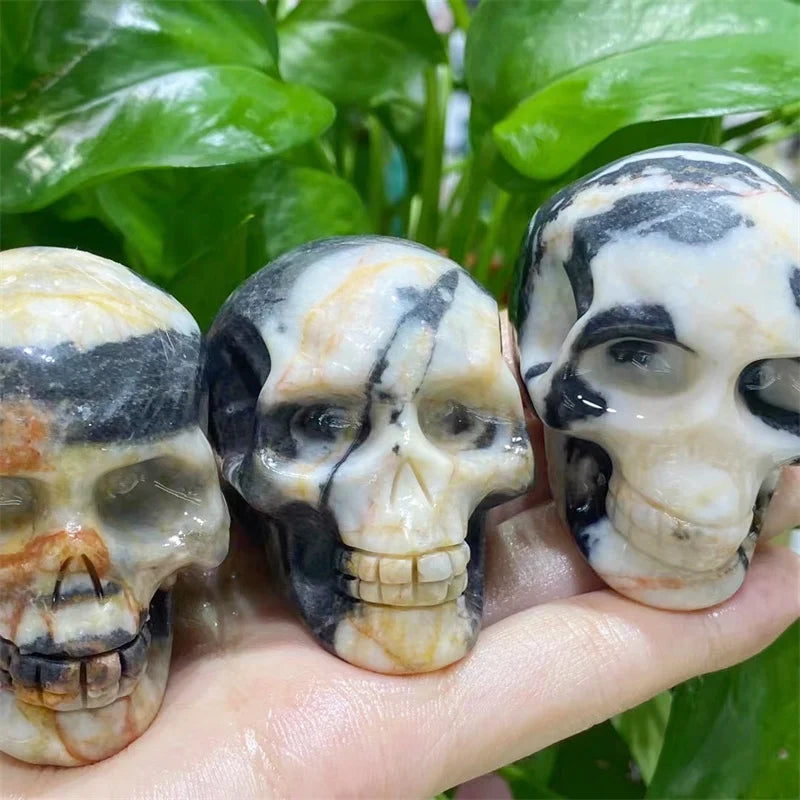 Natural Zebra Stone Skull Figurine - Handcrafted Healing Crystal Carving for Halloween Decor, Spiritual Gifts & Home Decoration (2 Inch, 1 Piece) - Perfect for Meditation, Altar Displays & Gothic Décor