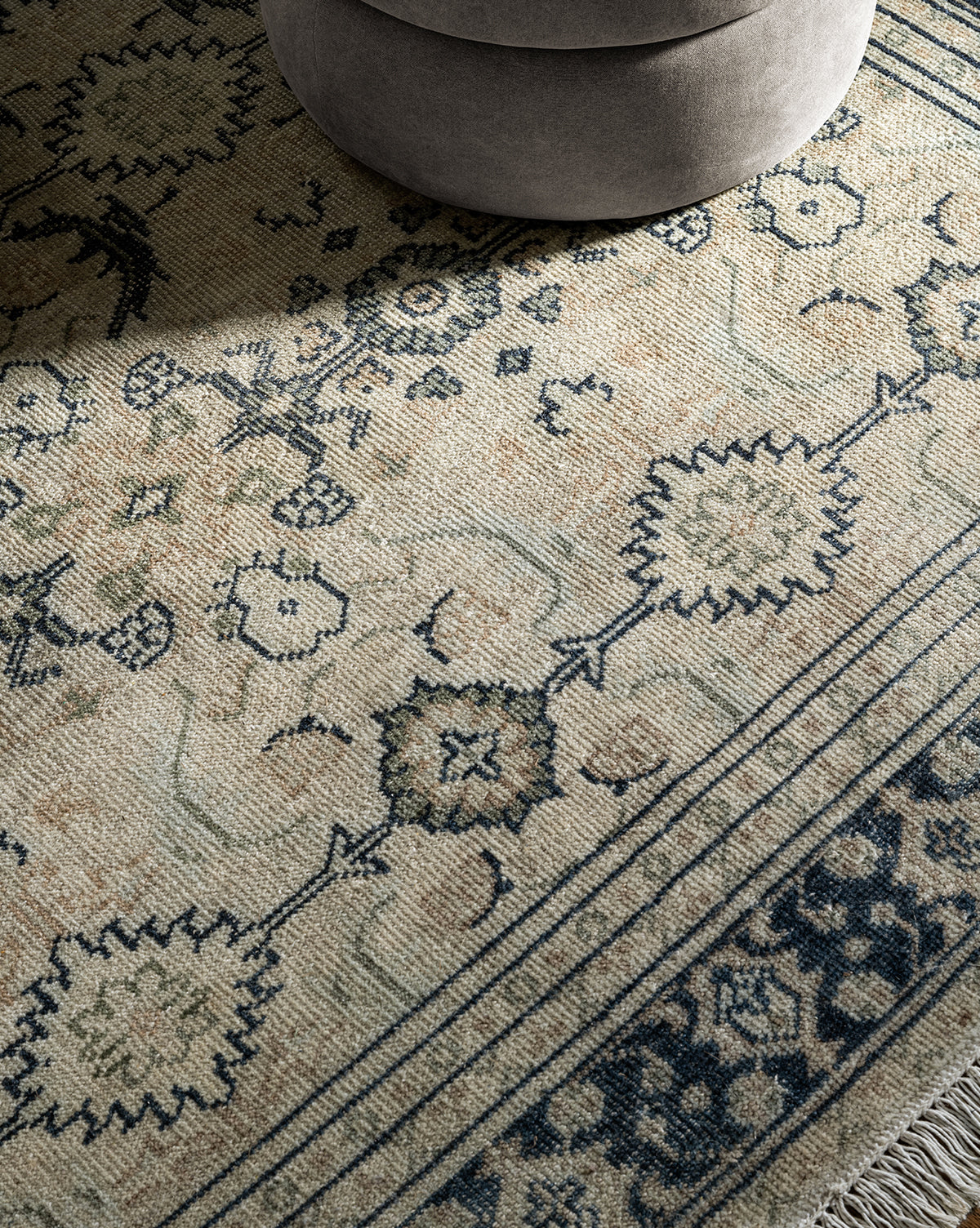Vercelli Hand Knotted Wool Rug - Premium Handmade Area Rug for Living Room, Bedroom & Dining Room - Soft & Durable Home Decor