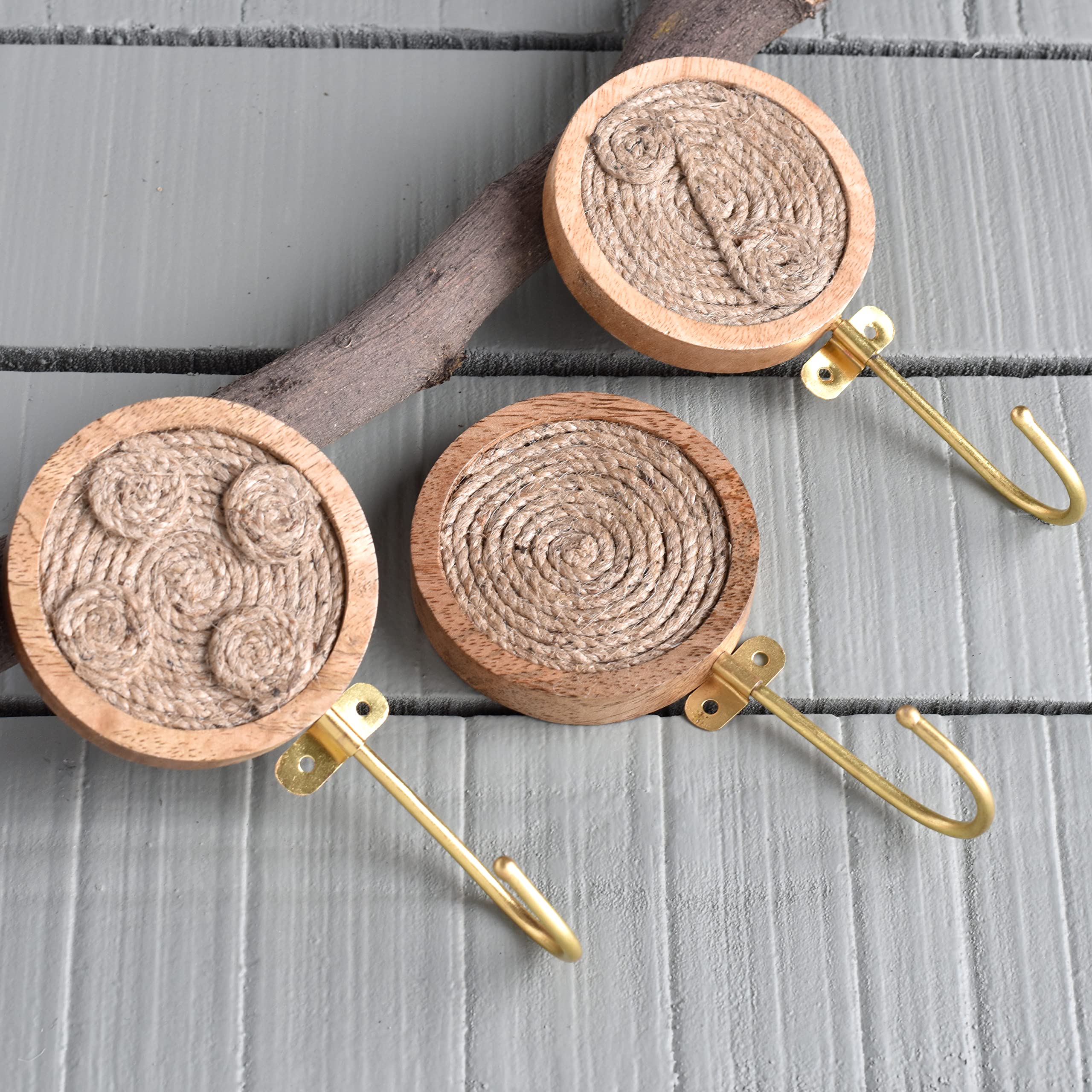 Boho Wall Hooks Set of 3 - Natural Wood Coat Rack with Gold Finish - Rattan Key Holder for Hanging Coats, Hats & Bags - Perfect for Entryway, Bedroom or Boho Home Decor