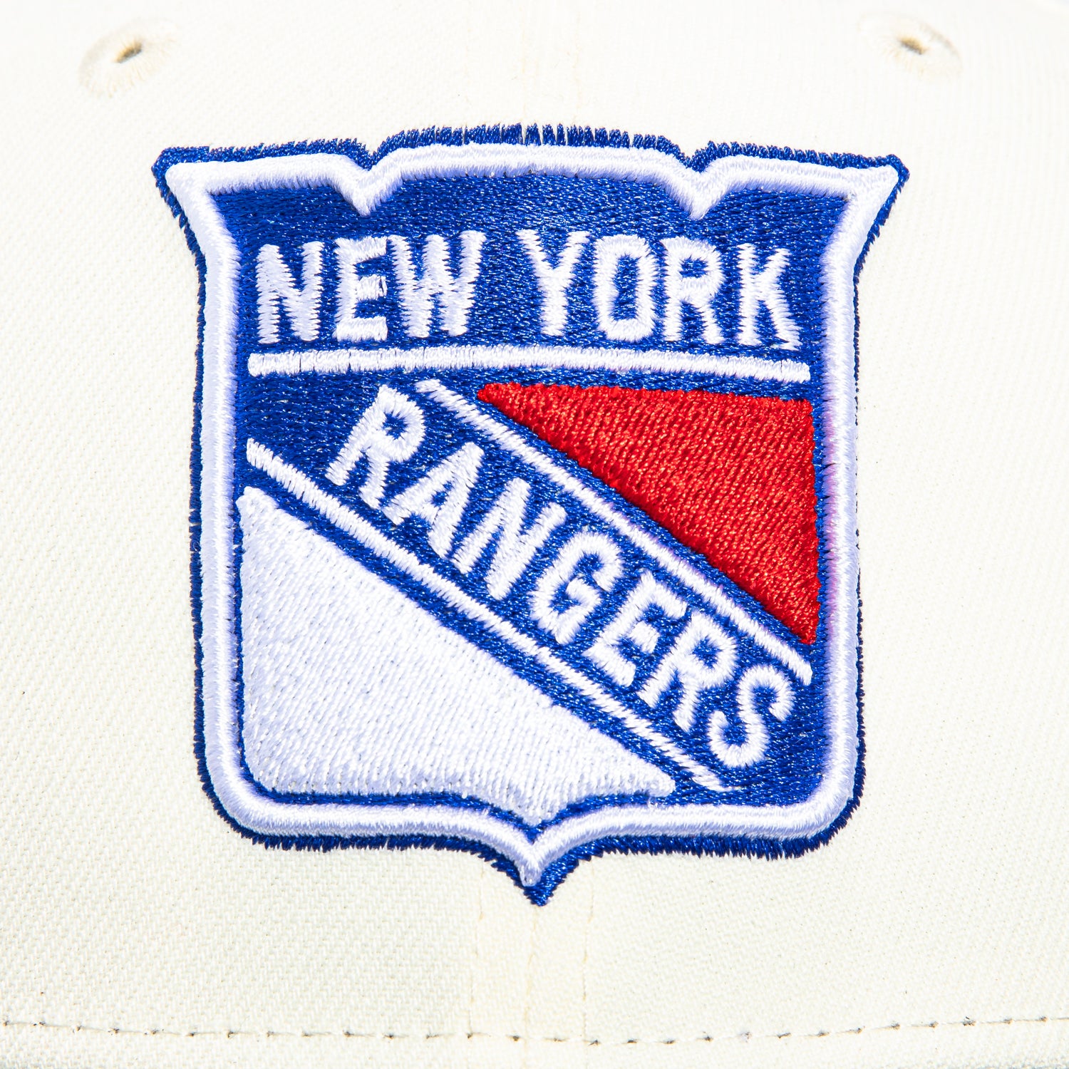 New Era 59Fifty New York Rangers Snapback Hat - White & Navy Blue Adjustable Baseball Cap for Men & Women - Perfect for Sports Games, Fan Gear & Streetwear Fashion