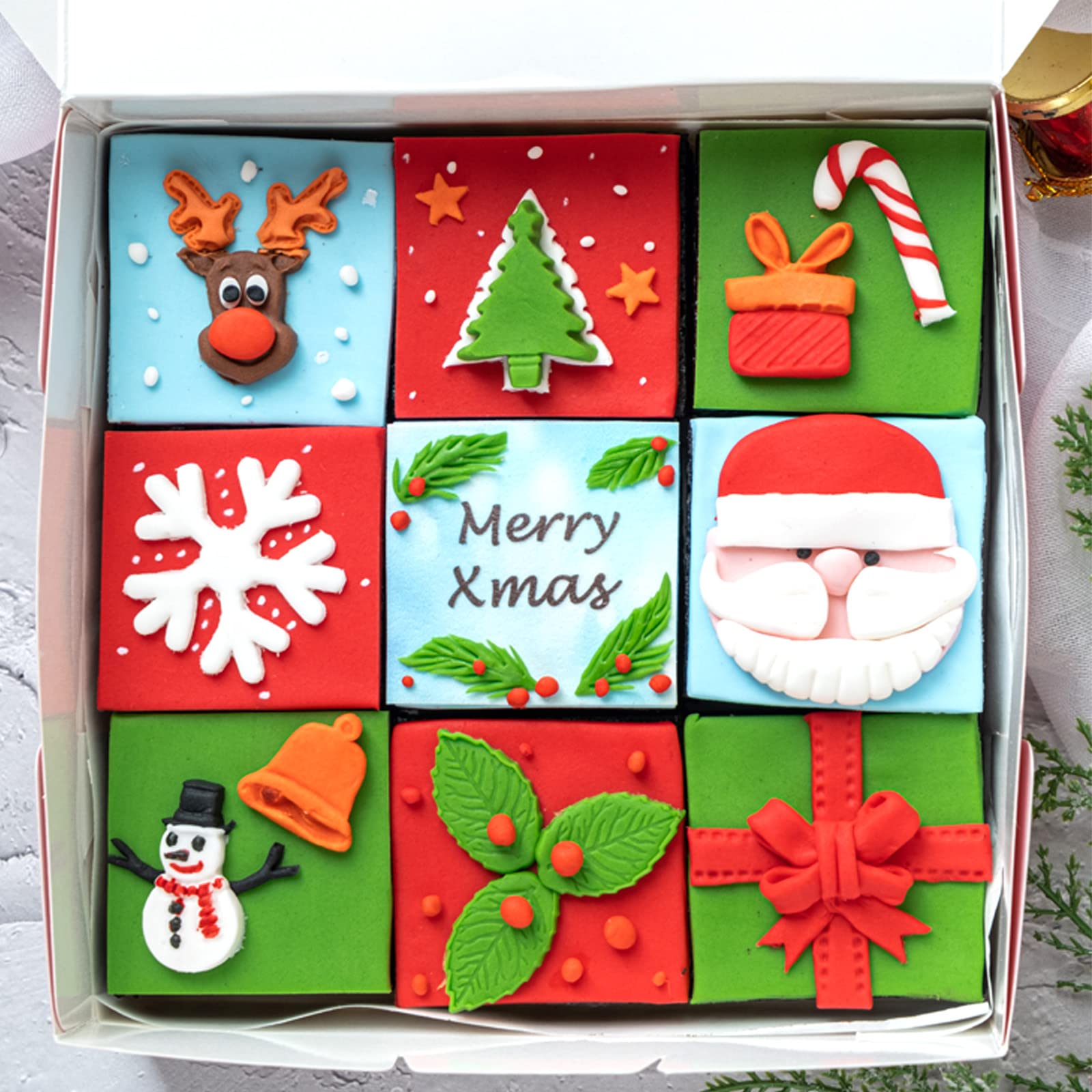Christmas Silicone Baking Molds Set - Snowflake, Snowman, Tree, Holly Leaves & Santa Claus Designs for Fondant, Chocolate, Candy & Cake Decorating | Perfect for Xmas, New Year Party & Holiday Dessert Making