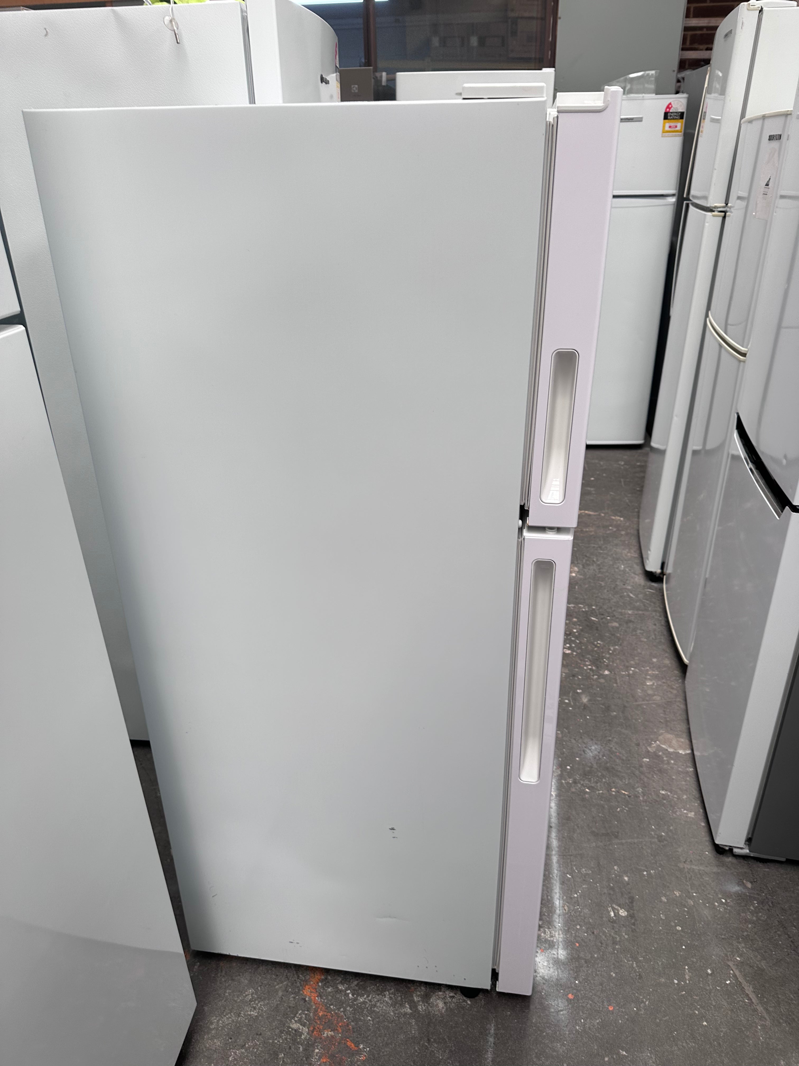 Haier 224L Top Mount Refrigerator - Energy Efficient, Quiet Operation [Certified Refurbished] for Home, Office, or Dorm Use