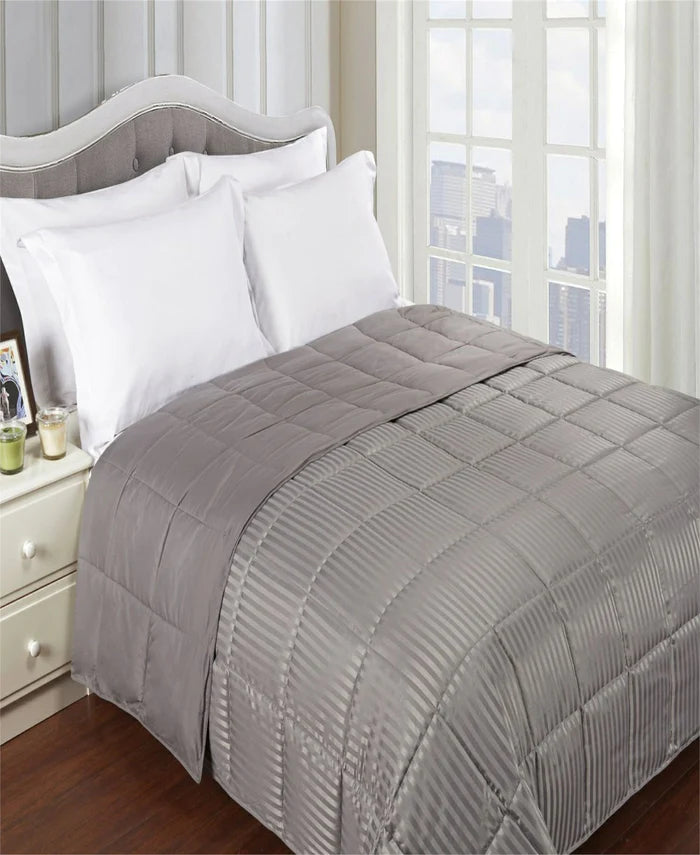 Soft & Cozy Classic All-Season Reversible Blanket - Perfect for Bed, Sofa, Travel & Outdoor Use