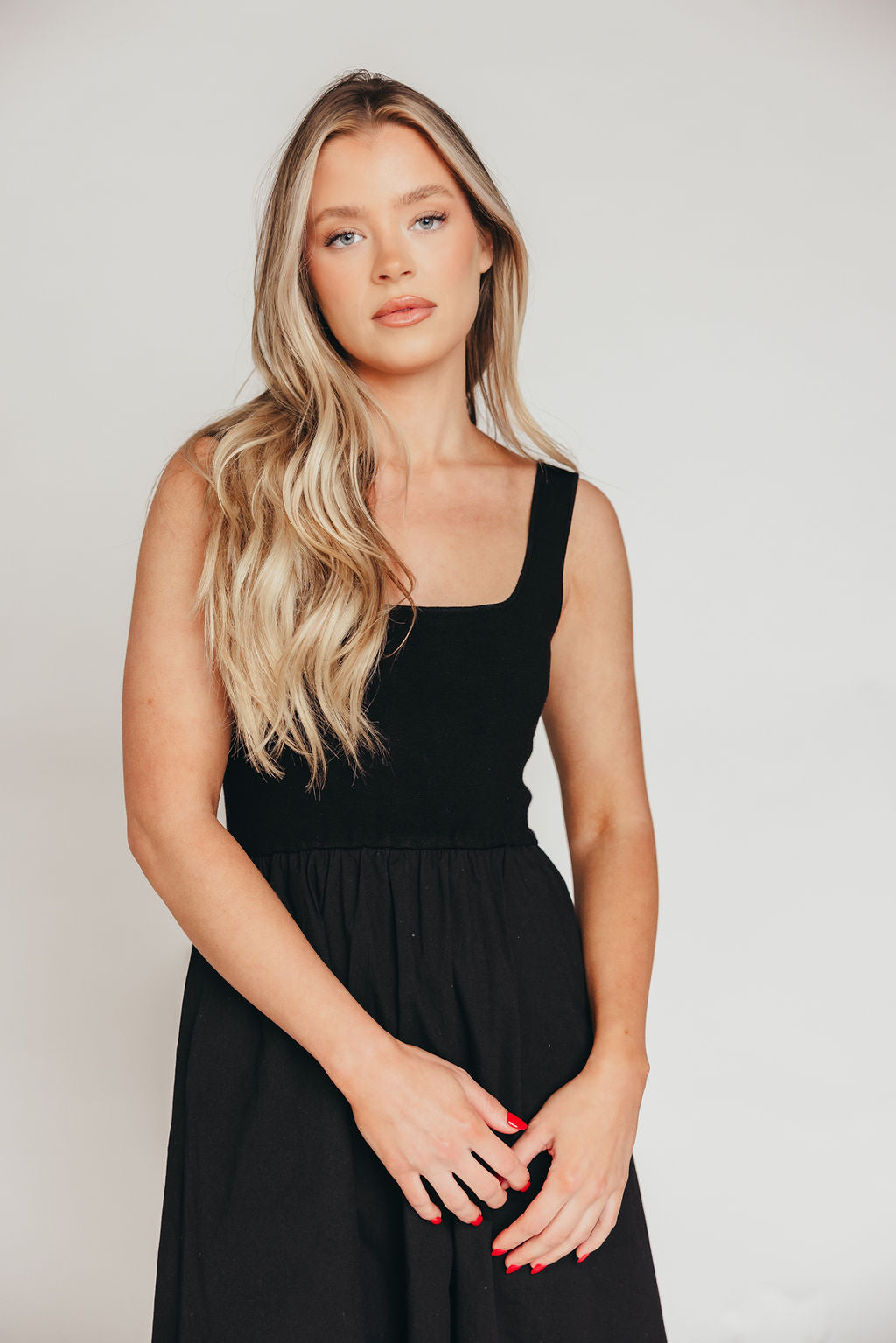 Lucinda Black Maxi Dress for Women - Elegant Long Flowy Dress for Summer, Beach, Party & Evening Wear