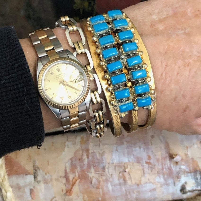 Vintage Gold Tone & Faux Turquoise Beaded Bracelet - Costume Jewelry for Women | Perfect for Boho Fashion, Parties & Special Occasions