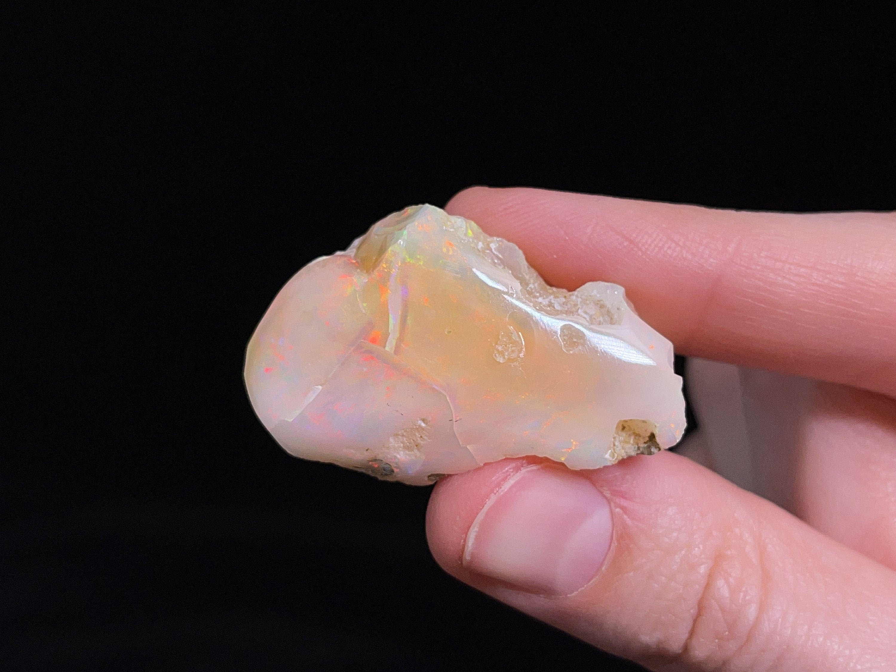 Natural 3A XL Polished Welo Opal Crystal - October Birthstone Gemstone (45296) | Perfect for Jewelry Making, Healing Crystals & Spiritual Gifts