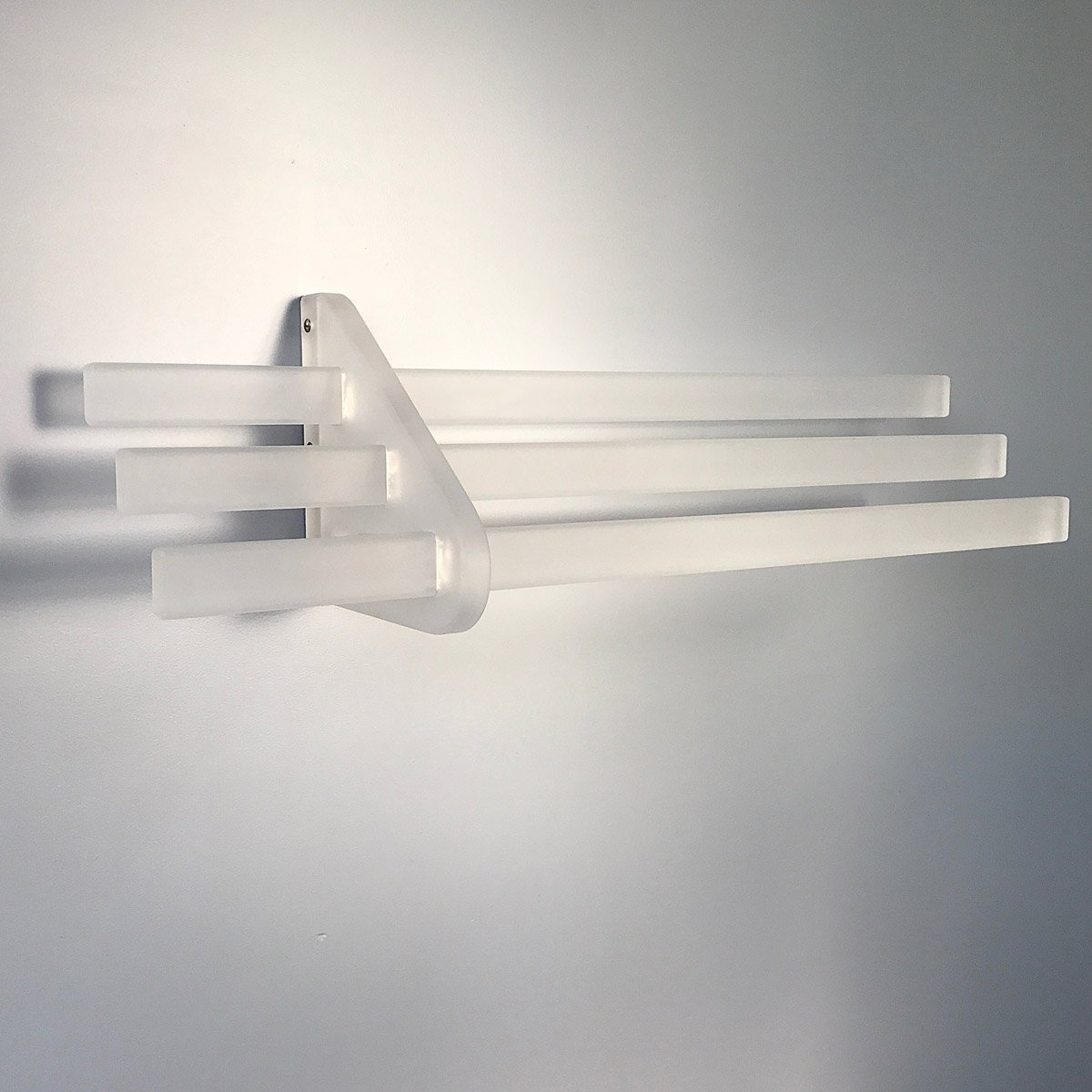 Stainless Steel Cantilever Towel Rack - Space Saving Bathroom Organizer for Towels, Robes & Accessories | Perfect for Small Bathrooms, Laundry Rooms & Spa Areas
