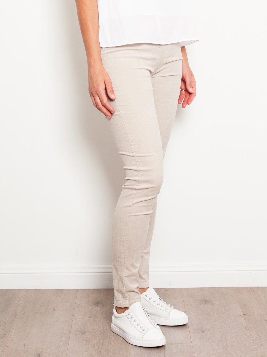 Vassalli Women's Fine Skinny Corduroy Pull On Pants - Stretch Comfort Fit for Work, Casual & Travel