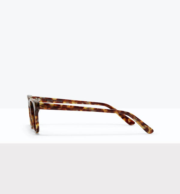 Trendy Selfie Sunglasses with Built-in Camera - HD Video & Photo Capture for Outdoor Adventures, Travel, and Social Media