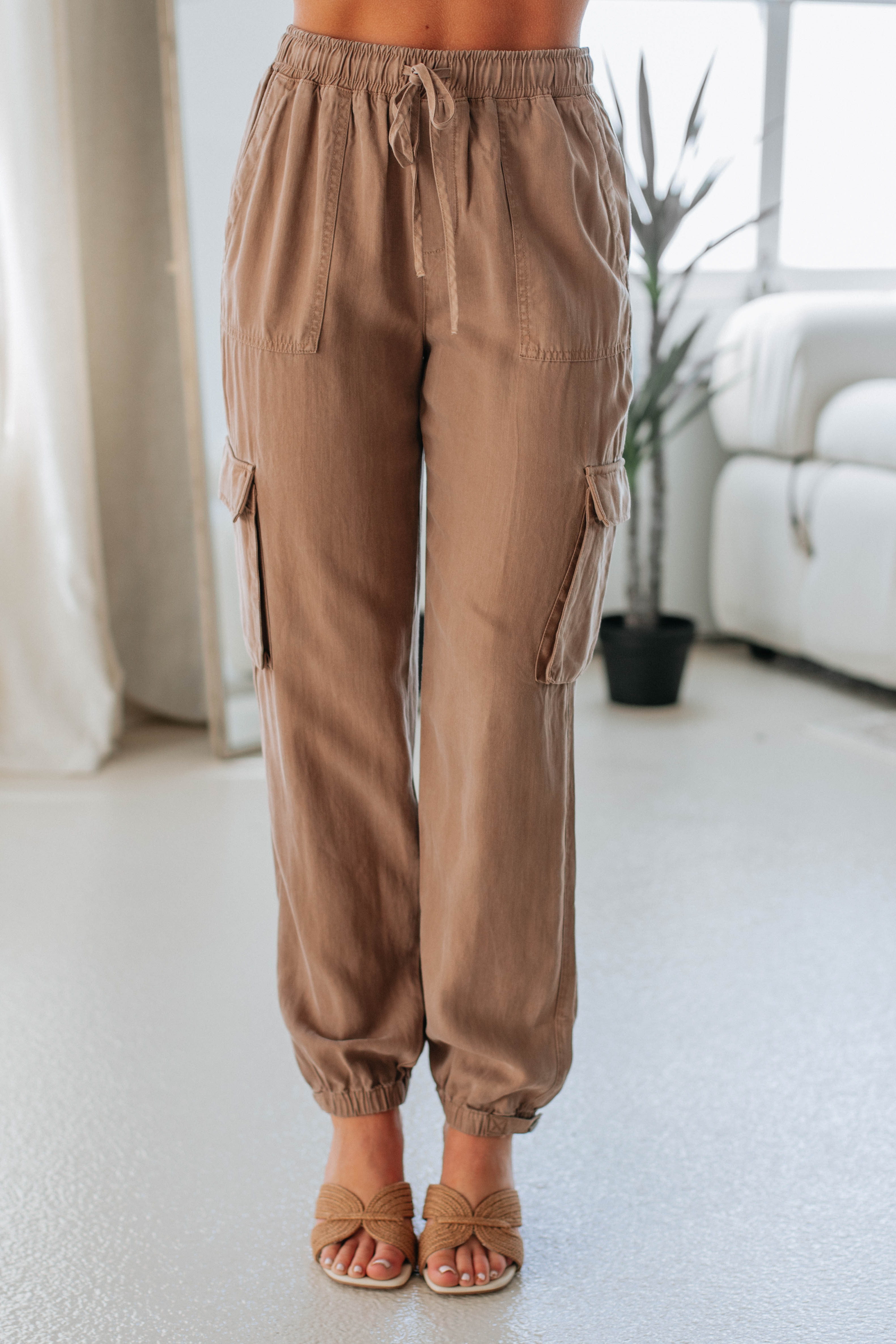 Bodie Cargo Joggers for Men - Comfortable Dark Sand Jogging Pants with Multiple Pockets - Perfect for Running, Gym, Travel & Casual Wear