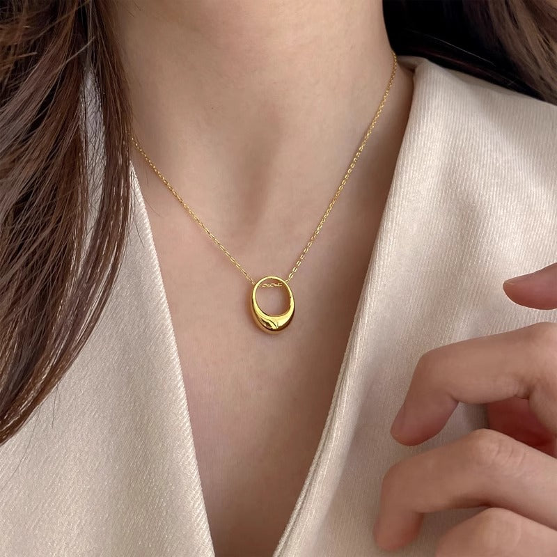 Simple Geometry Open Circle Pendant Necklace - Minimalist Gold/Silver Jewelry for Women | HN1130 | Perfect for Everyday Wear, Date Nights & Gifting