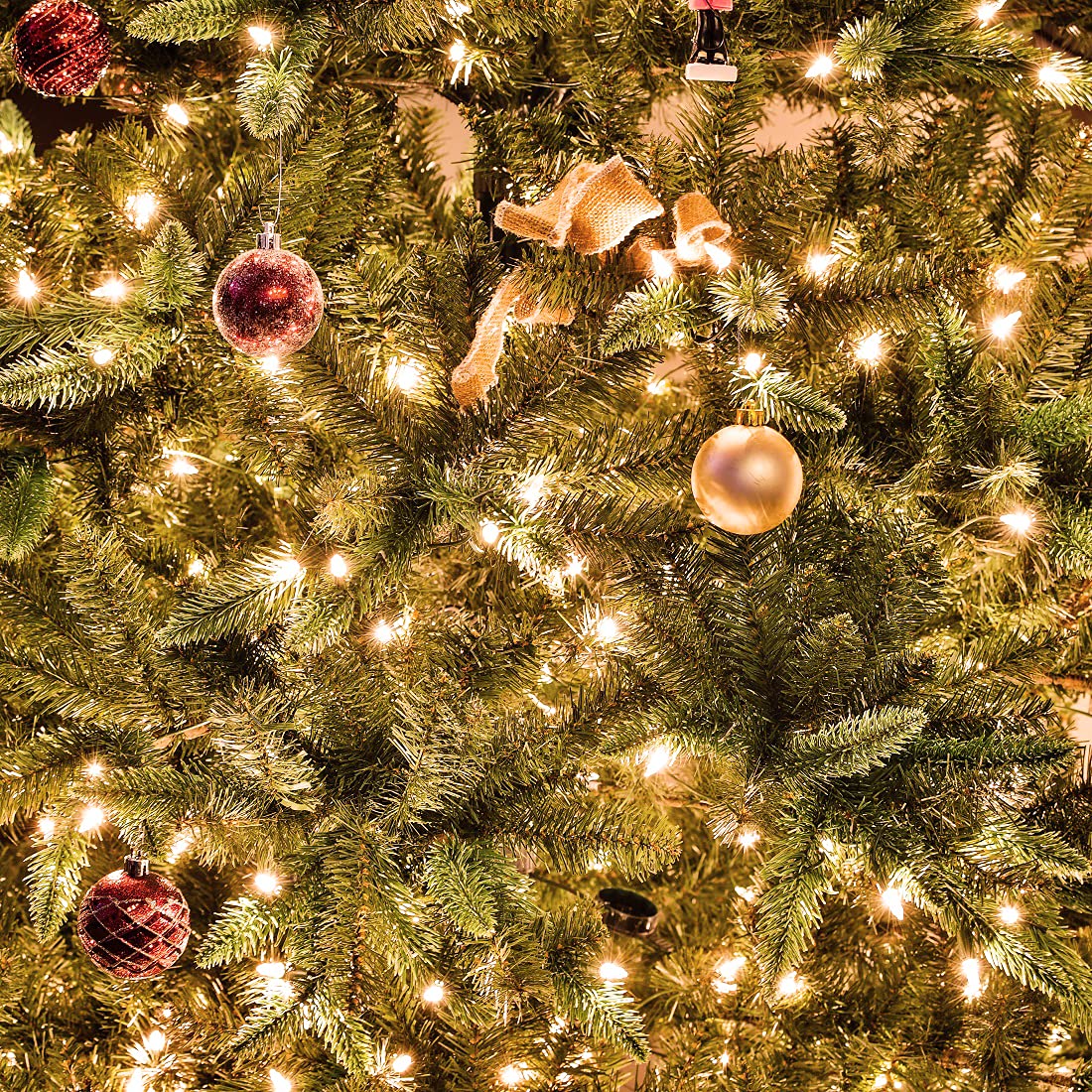 50 LED Christmas String Lights 18ft with Timer & 8 Modes - Battery Operated Waterproof Outdoor/Indoor Decor Lights (Warm White) - Perfect for Holiday, Party, Garden, Patio, and Home Decoration