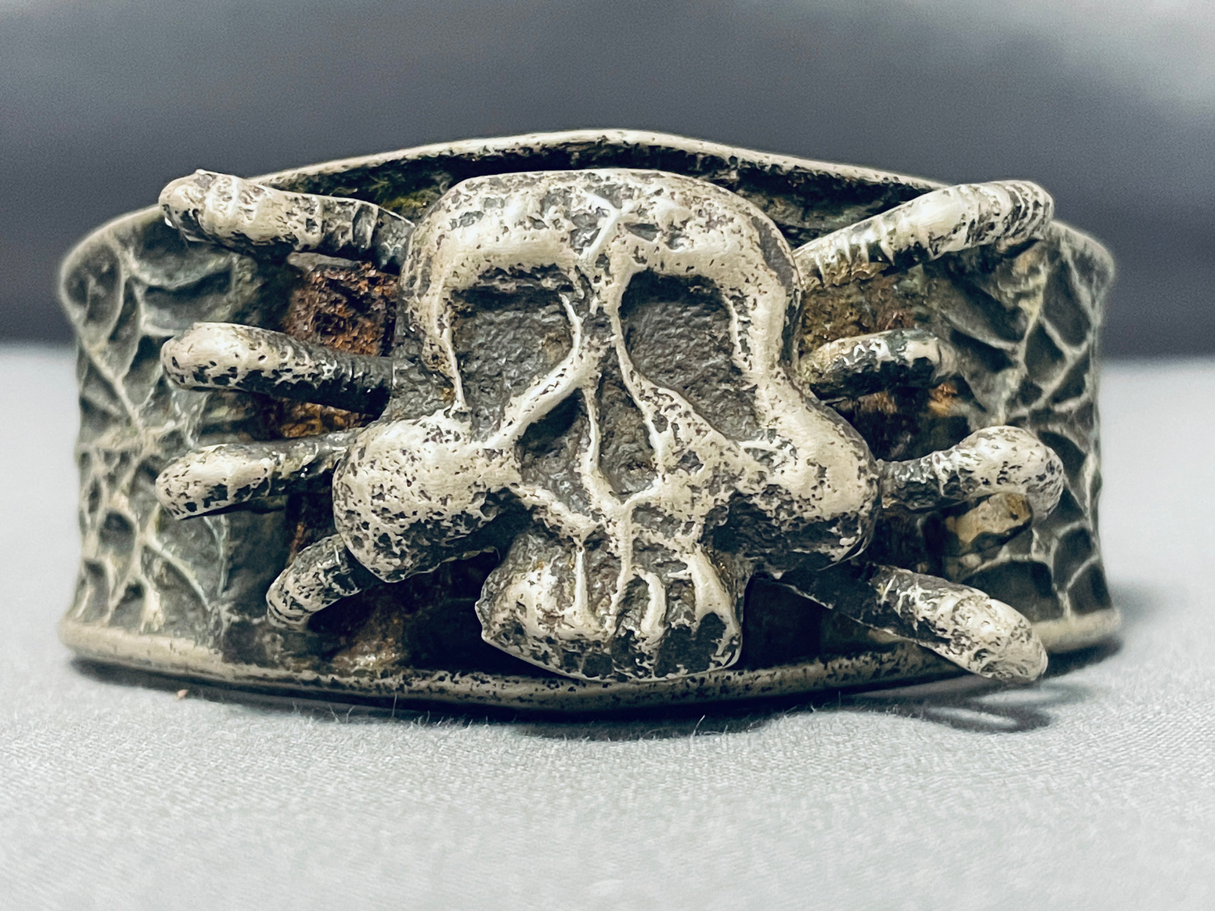 170 Gram Vintage Native American Navajo Skullbones Sterling Silver Bracelet Cuff - Handcrafted Tribal Jewelry for Women & Men, Perfect for Boho Fashion, Festivals & Gift Giving