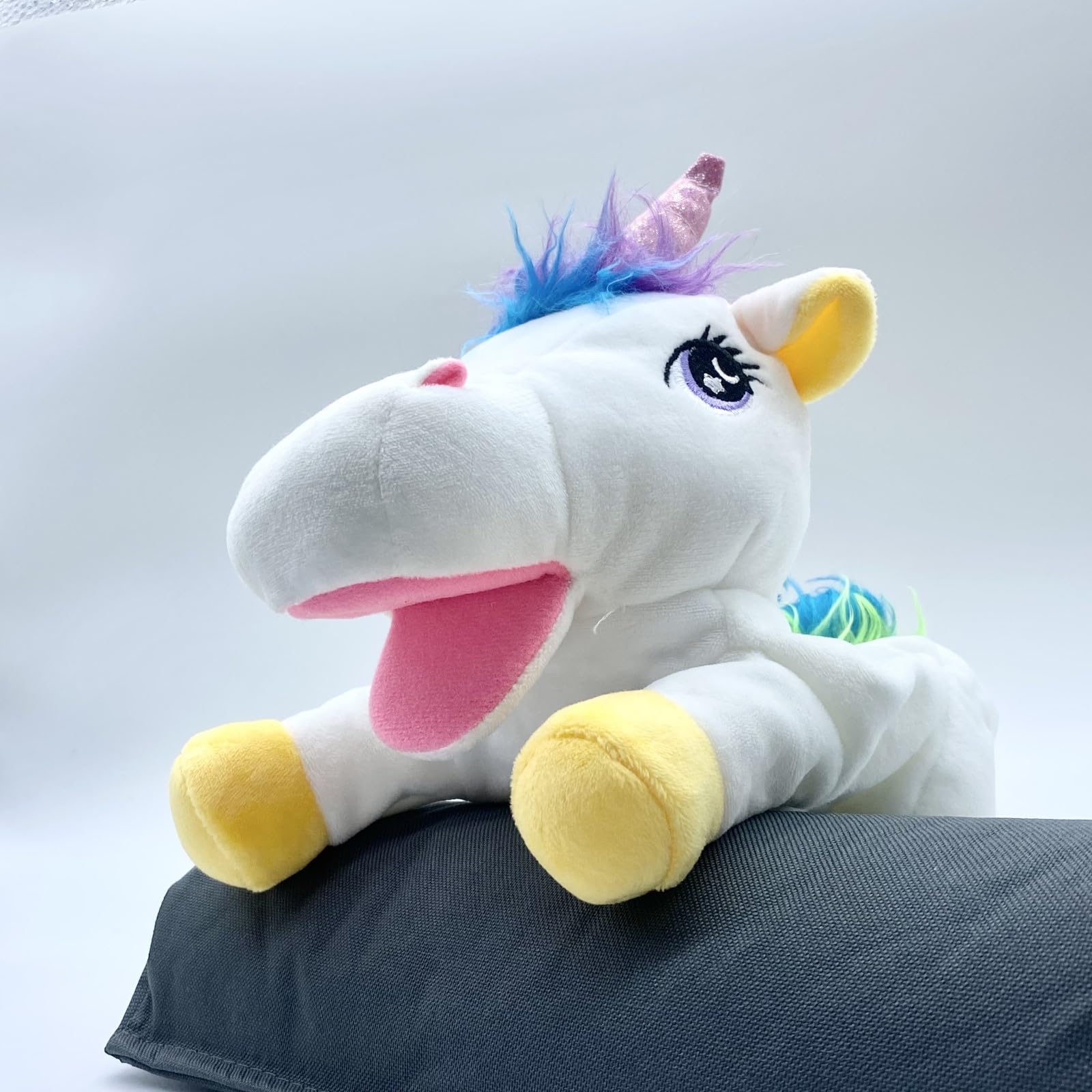 LUOZZY Unicorn Hand Puppet Plush Toy - Soft White Animal Hand Puppet for Kids, Interactive Parent-Child Play, Storytelling & Imaginative Play - Perfect for Birthday Gifts, Classroom Activities & Pretend Play