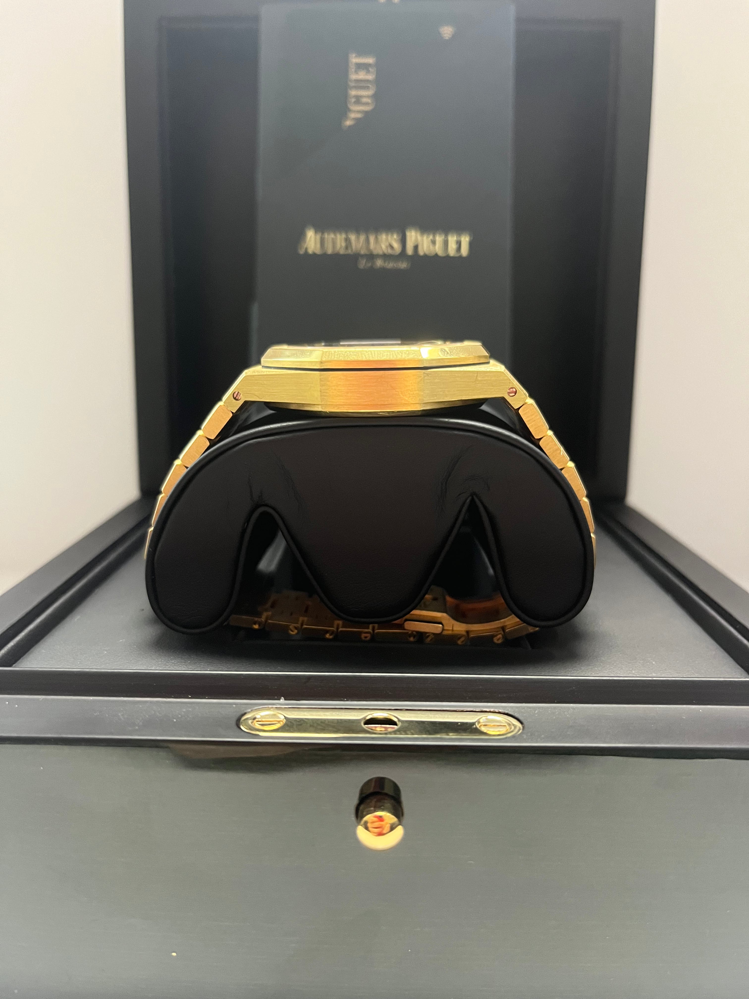Audemars Piguet Royal Oak 41mm Selfwinding Chronograph Watch - 18k Yellow Gold Case, Blue Dial with Yellow Sub Dials (Ref 26331BA.OO.1220BA.01) | Luxury Men's Timepiece for Business, Gala & Special Occasions