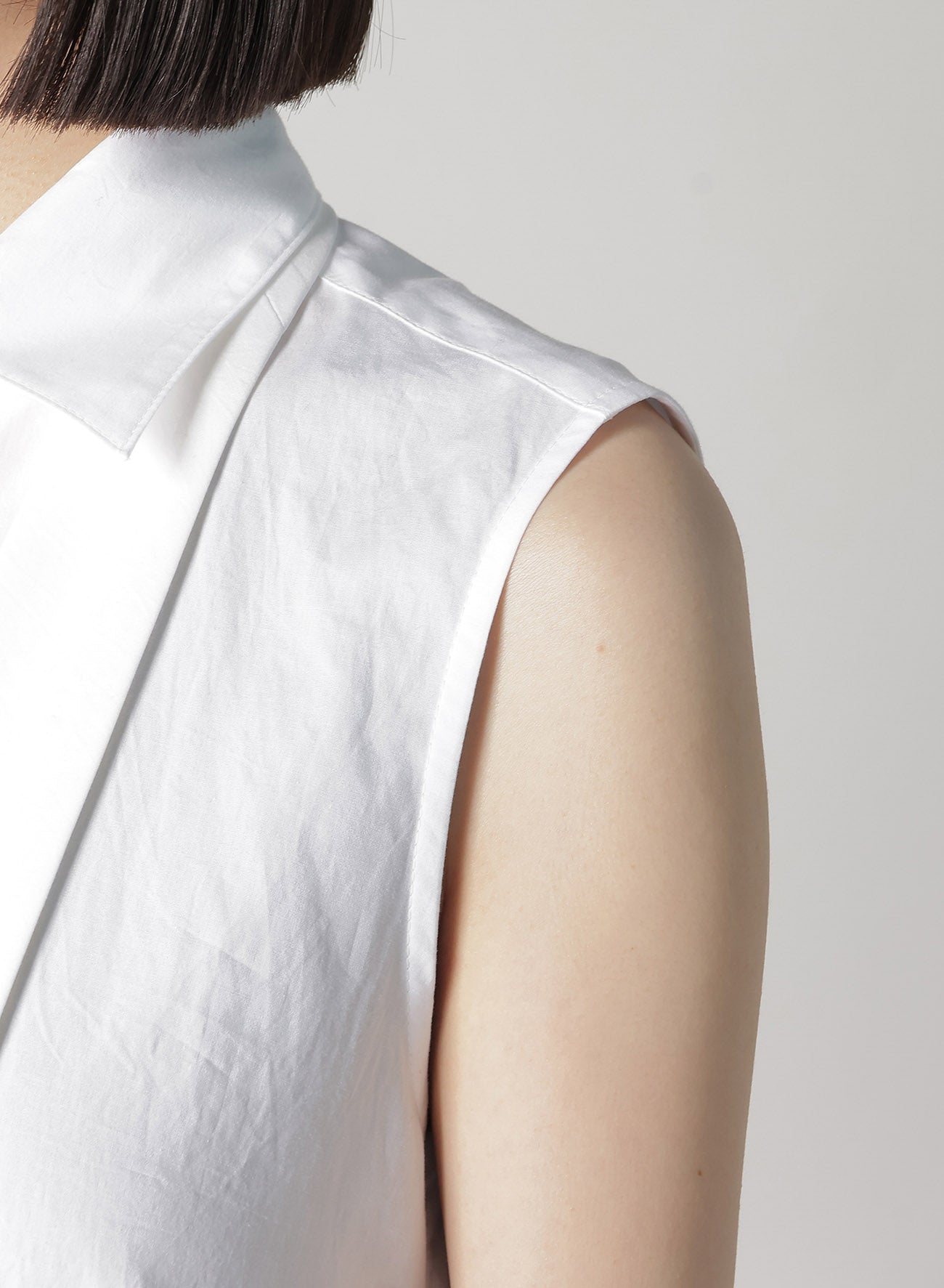 Stylish BROAD R Sleeveless Tie Blouse for Women - Elegant Casual & Office Wear - Perfect for Summer Outfits, Date Nights & Business Meetings
