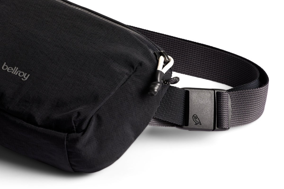 Bellroy Lite Belt Bag - Ultra Lightweight & Durable Waist Pack for Men & Women | Perfect for Travel, Hiking, Running & Everyday Use