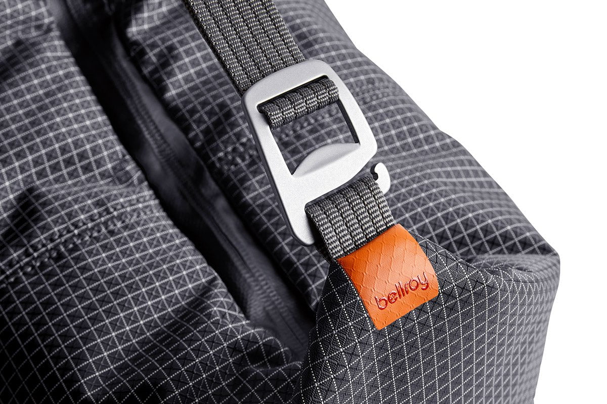 Bellroy Lite Cooler Caddy 10L - Insulated Cooler Bag for Picnics, Beach & Outdoor Adventures | Portable & Lightweight Cooler for Drinks & Snacks