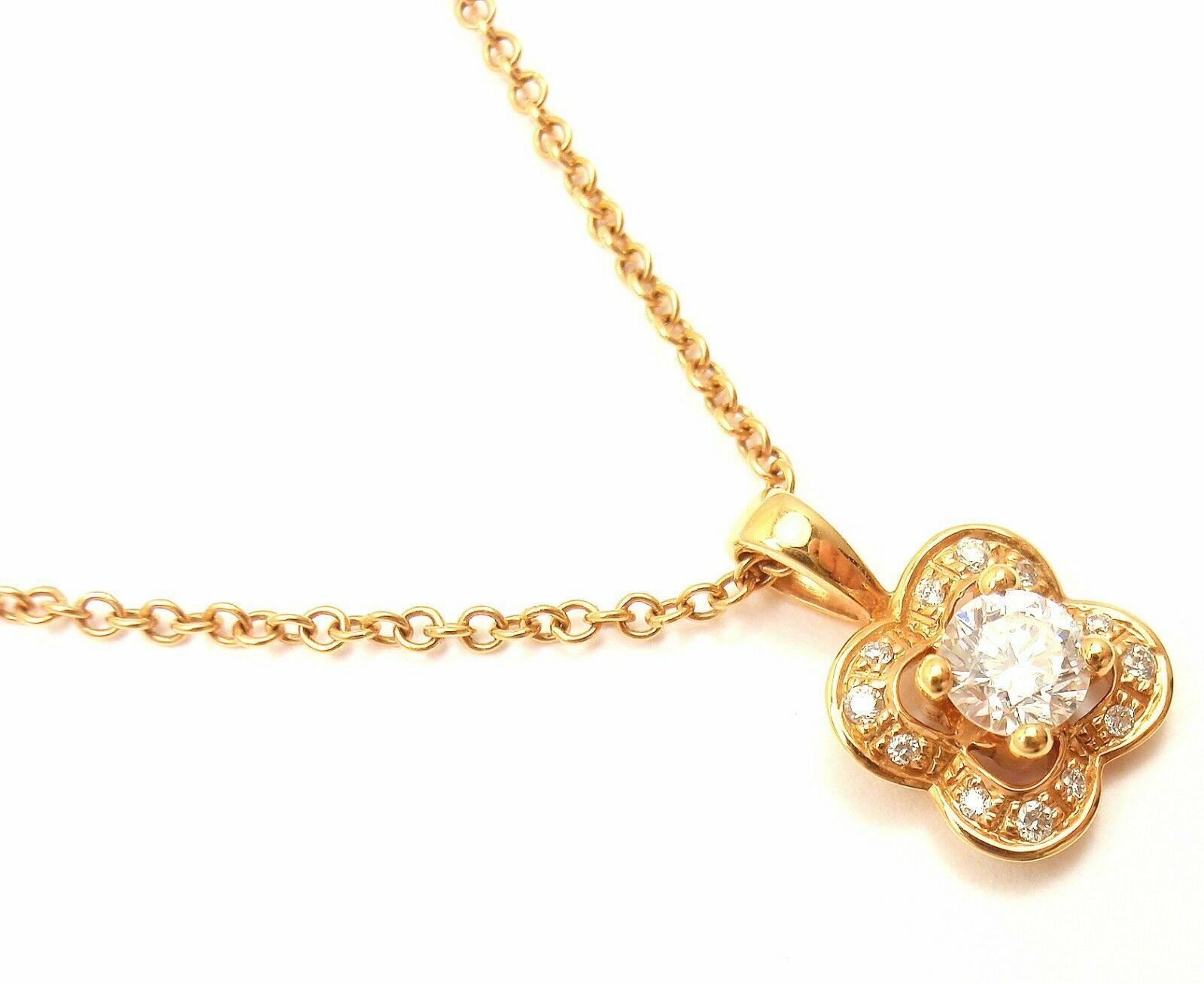18K Rose Gold Diamond Flower Pendant Necklace for Women | Luxury Jewelry Gift for Anniversary, Valentine's Day & Special Occasions | Elegant Floral Design for Party, Wedding & Evening Wear