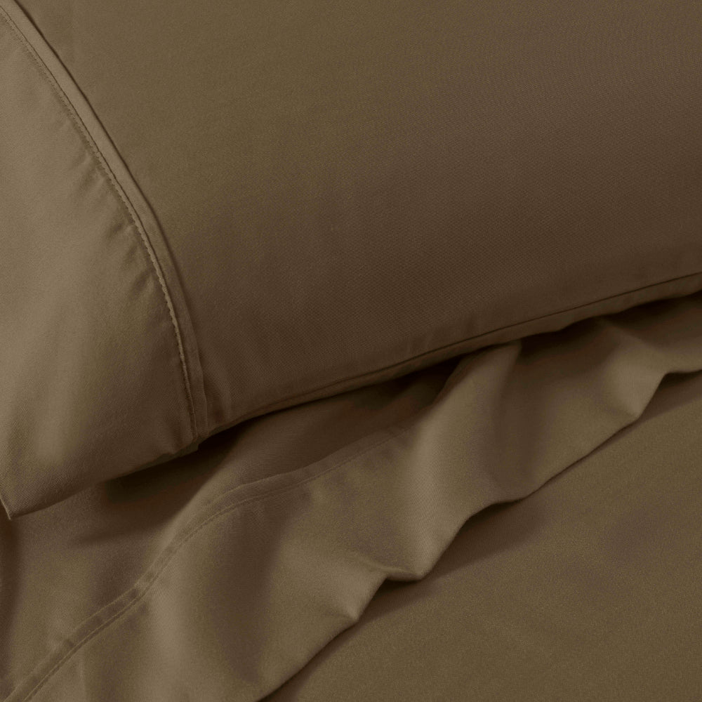 Premium 1200 Thread Count Cotton Blend 2-Piece Solid Pillowcase Set - Ultra Soft & Breathable for Bedroom Luxury (White, Queen Size) | Perfect for Home, Hotel, or Gift Giving